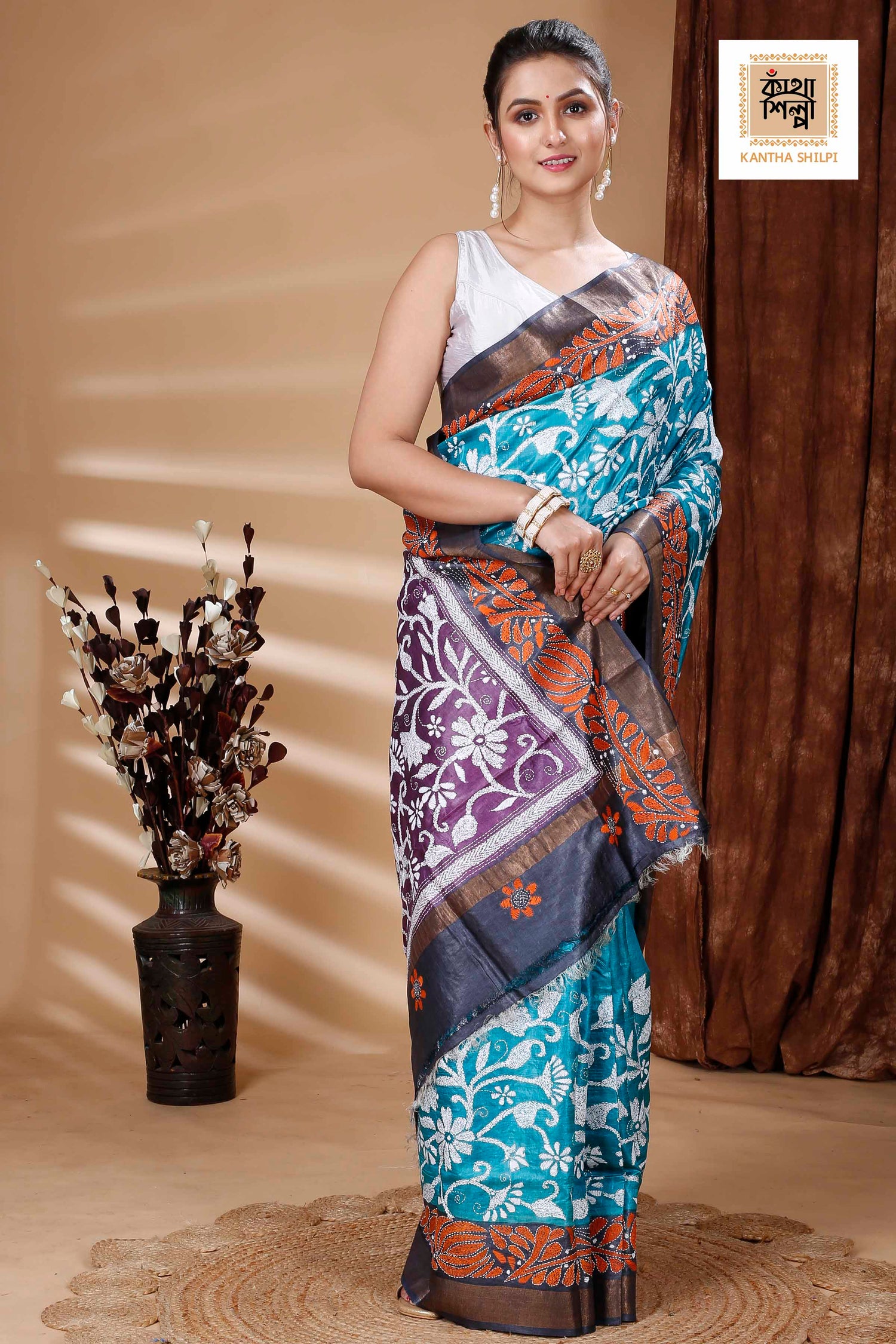 Zori Border Pure Dye Tussar Kantha Stitch Saree