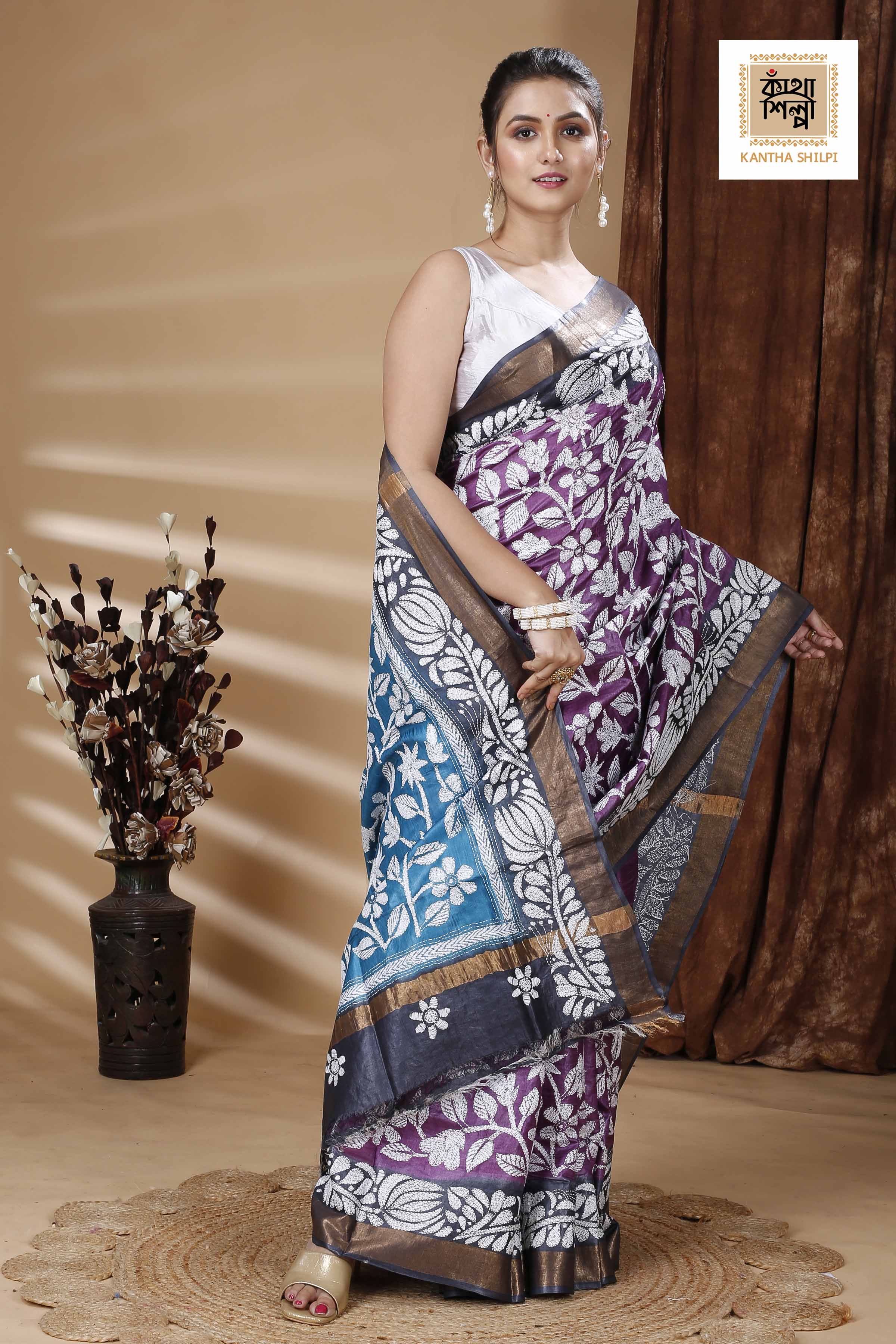 Zori Border Pure Dye Tussar Kantha Stitch Saree