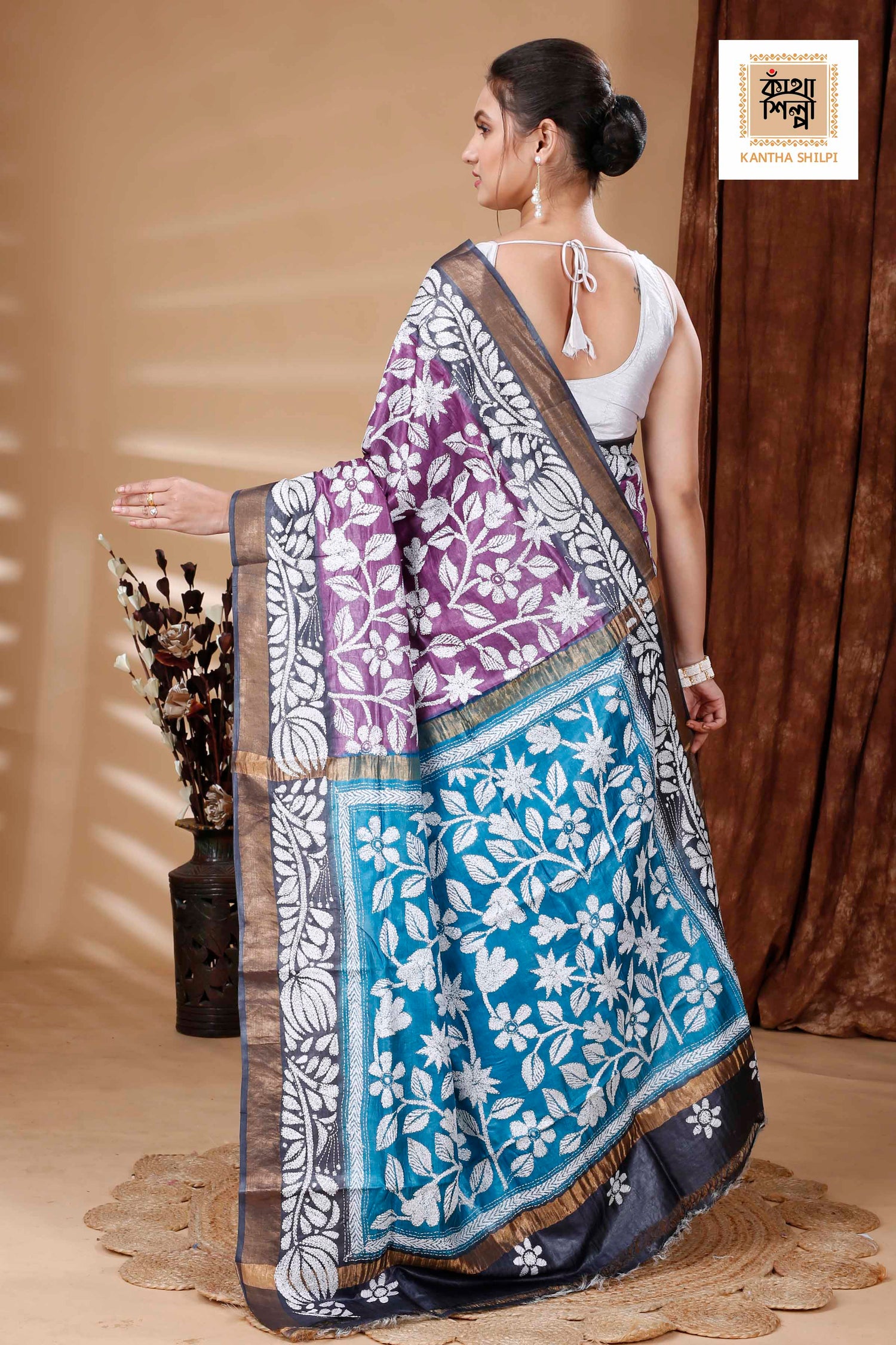 Zori Border Pure Dye Tussar Kantha Stitch Saree