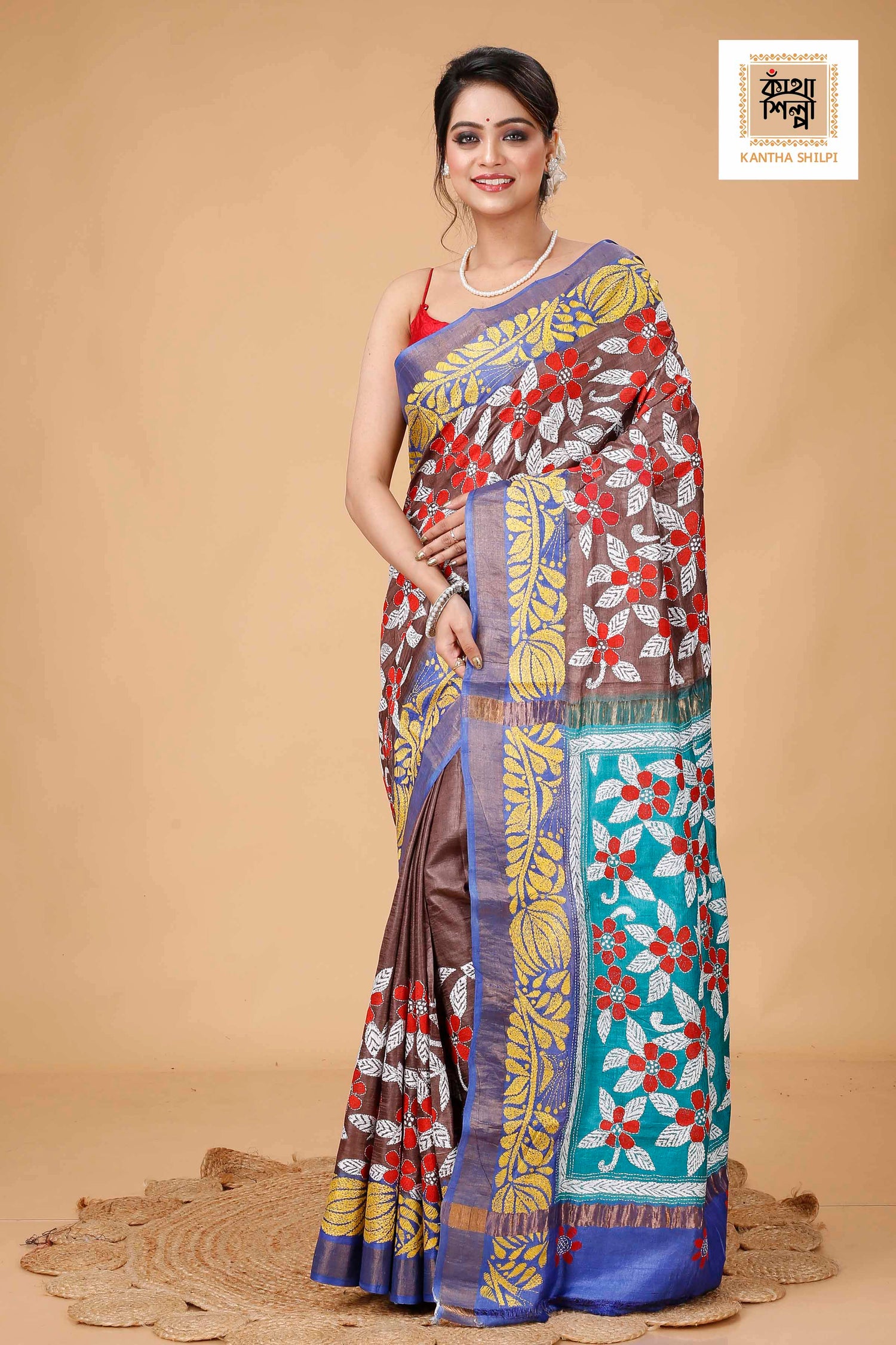 Zori Border Pure Dye Tussar Kantha Stitch Saree
