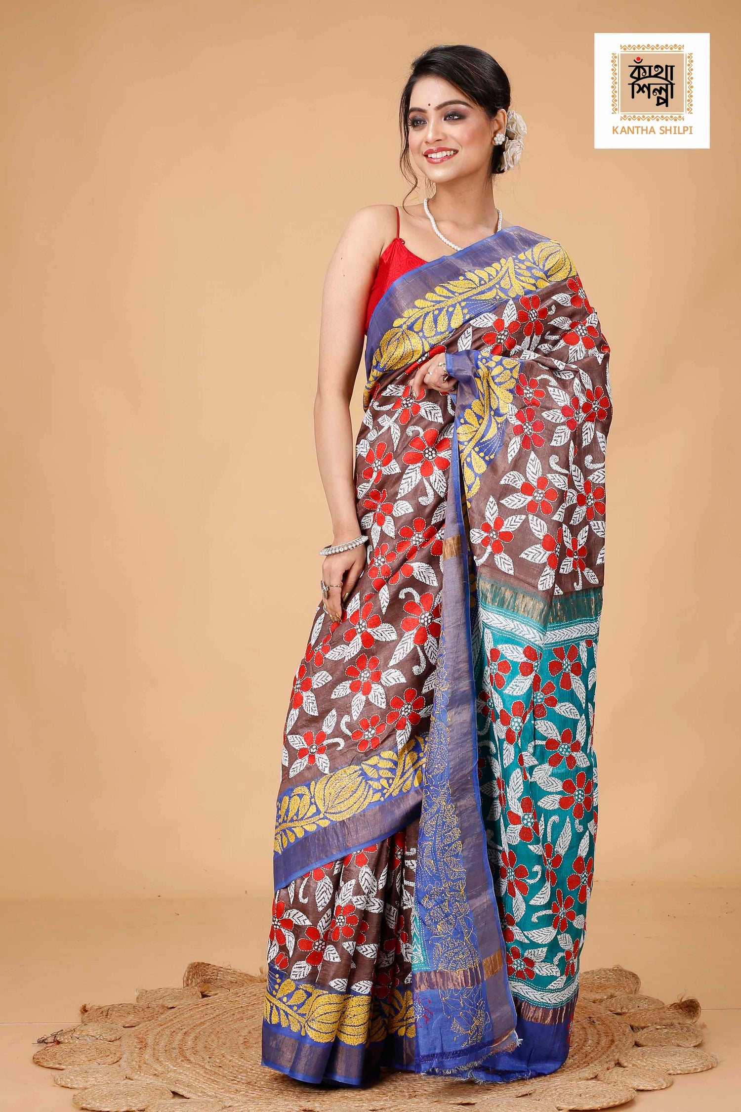 Zori Border Pure Dye Tussar Kantha Stitch Saree