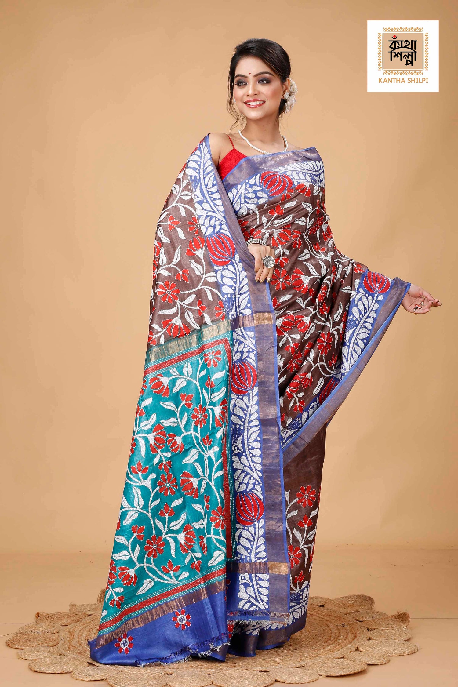 Zori Border Pure Dye Tussar Kantha Stitch Saree