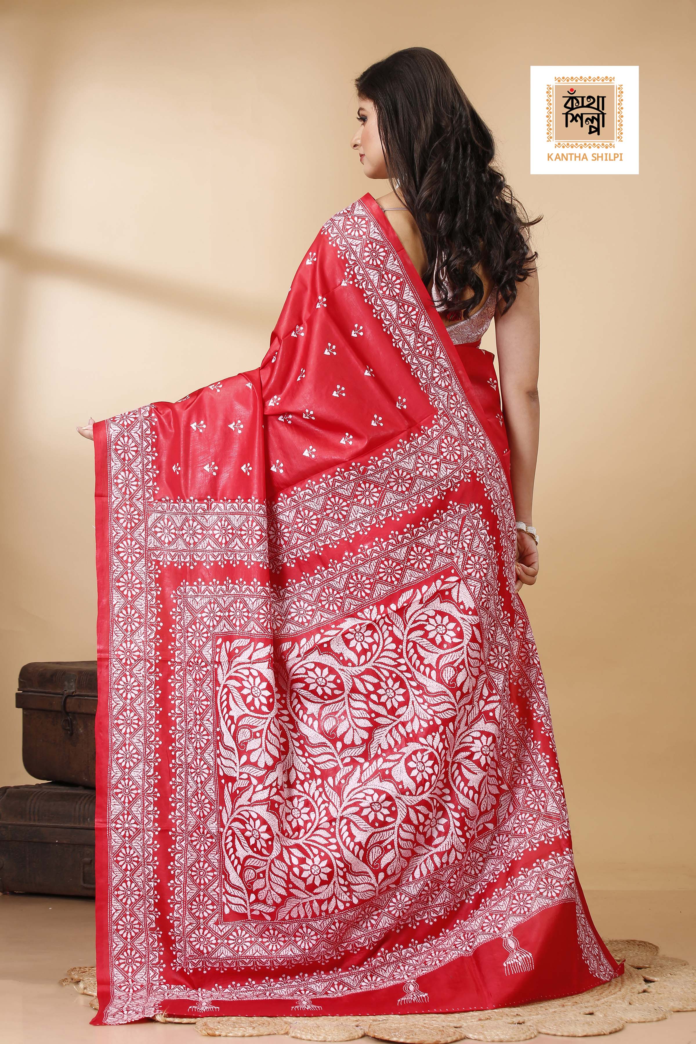 Red Pure Bangalore Silk White Color Thread Work Floral Kantha Stitch Saree