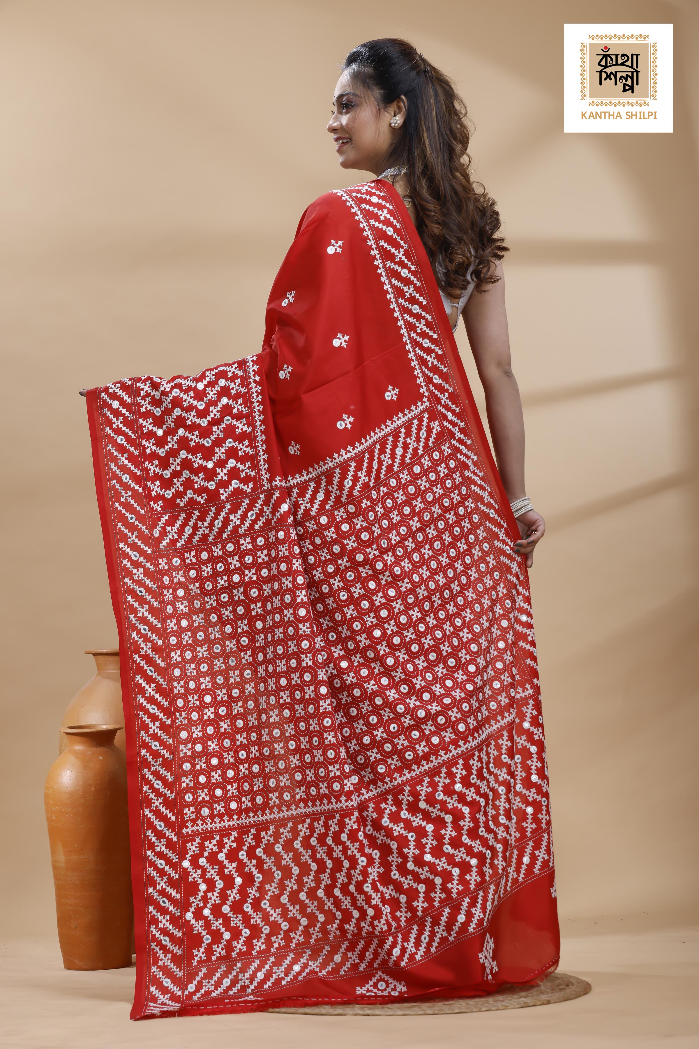 Red Bangalore Silk White Color Thread Work Gujrati Stitch Saree