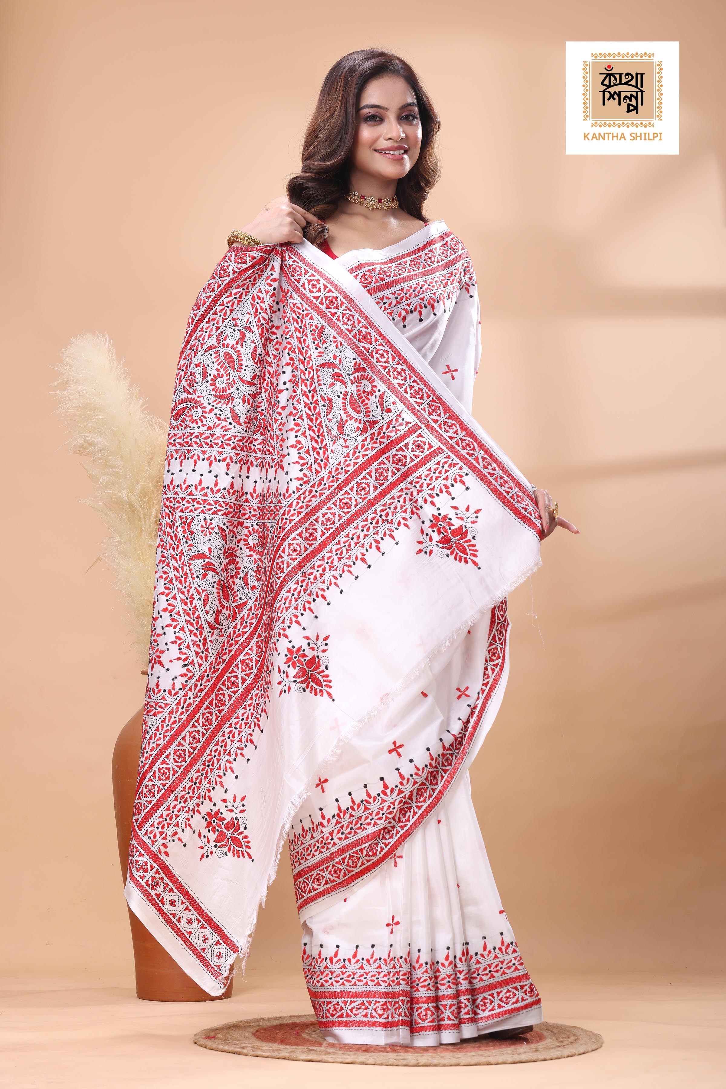 White Color Bangalore Silk Red Color Thread Work Kantha Stitch Saree