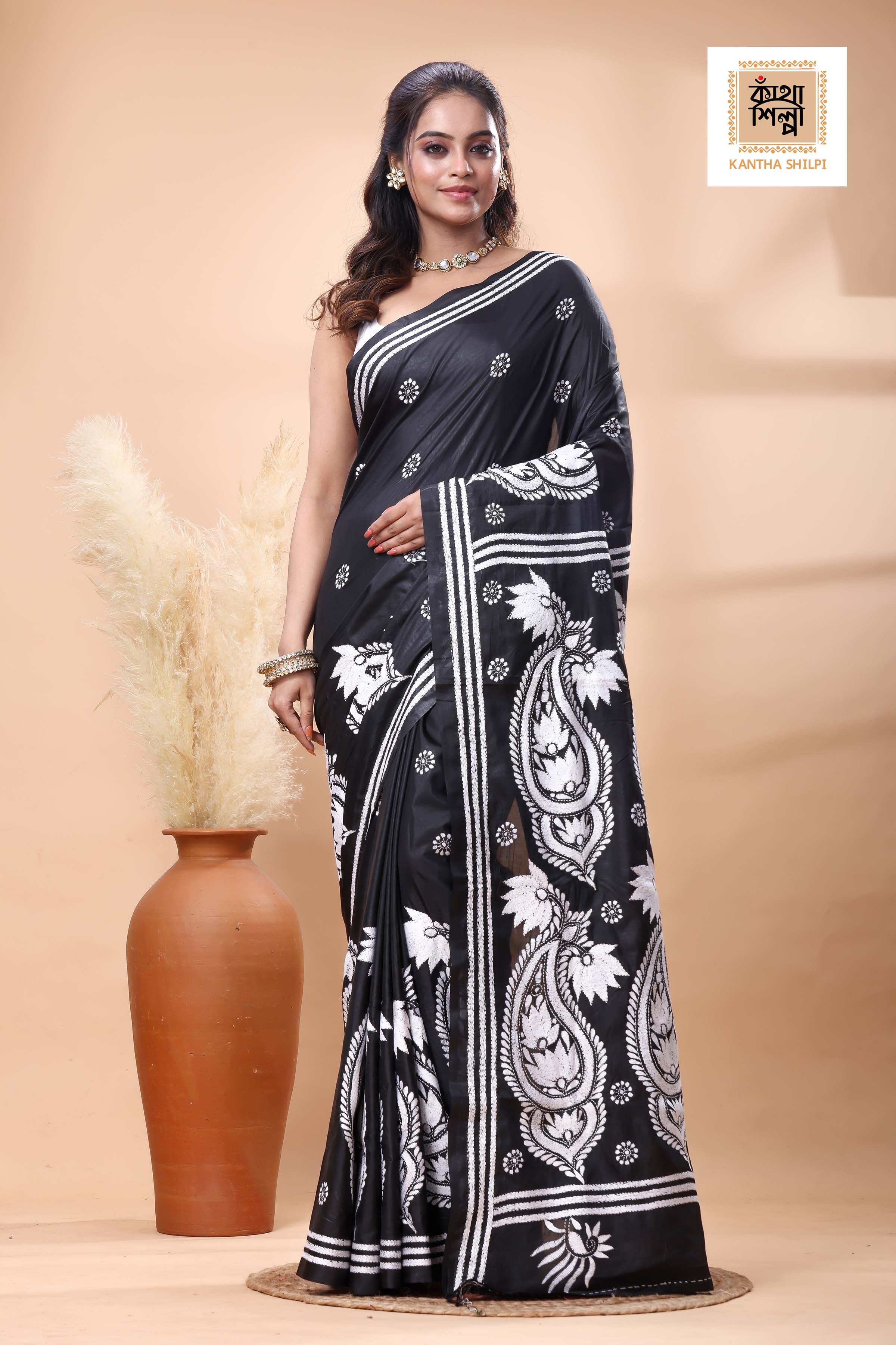 Black Color Bangalore Silk White Color Thread Work Kantha Stitch Saree