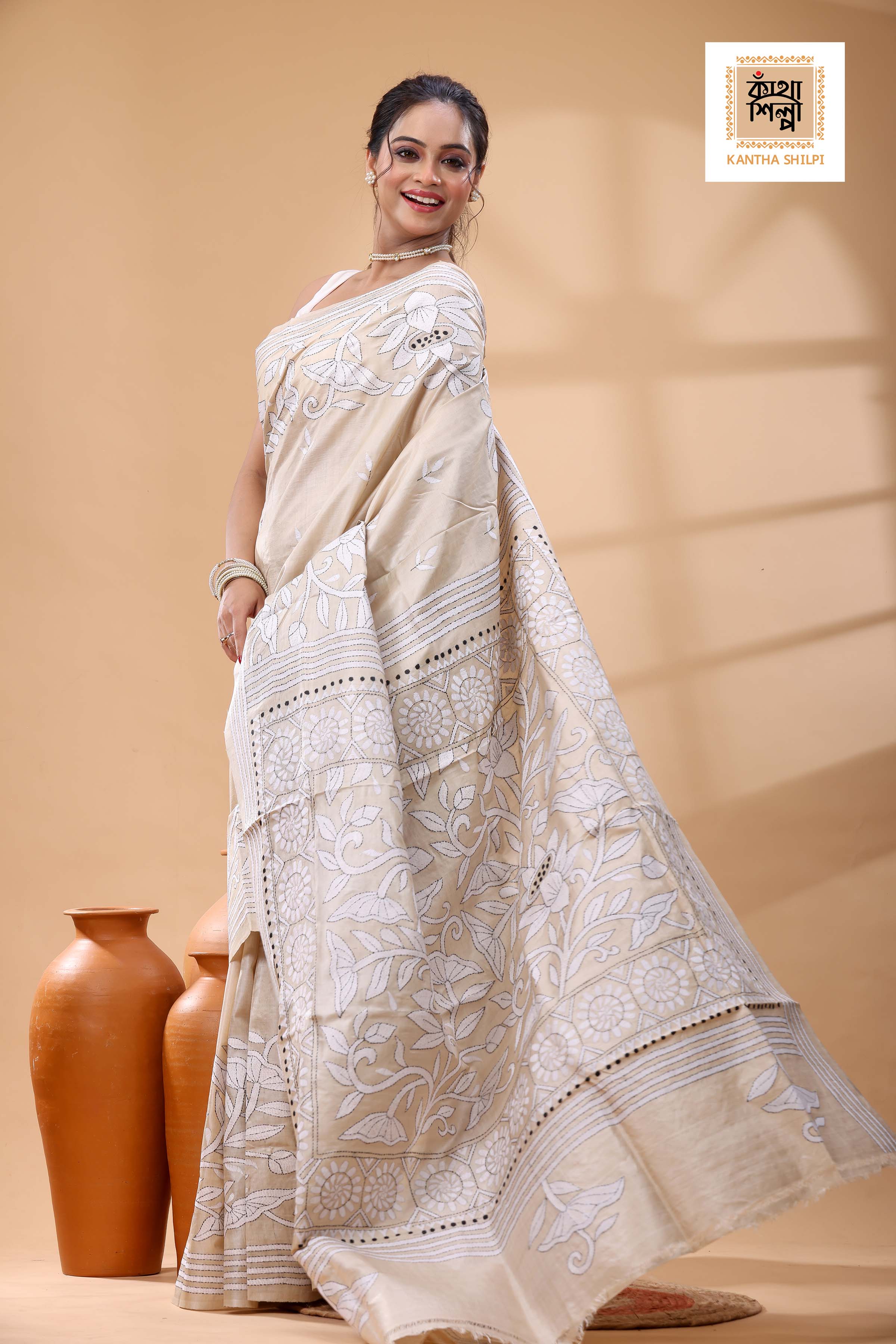 Pure Gachi Tussar White-Black Color Thread Work Kantha Stitch Saree