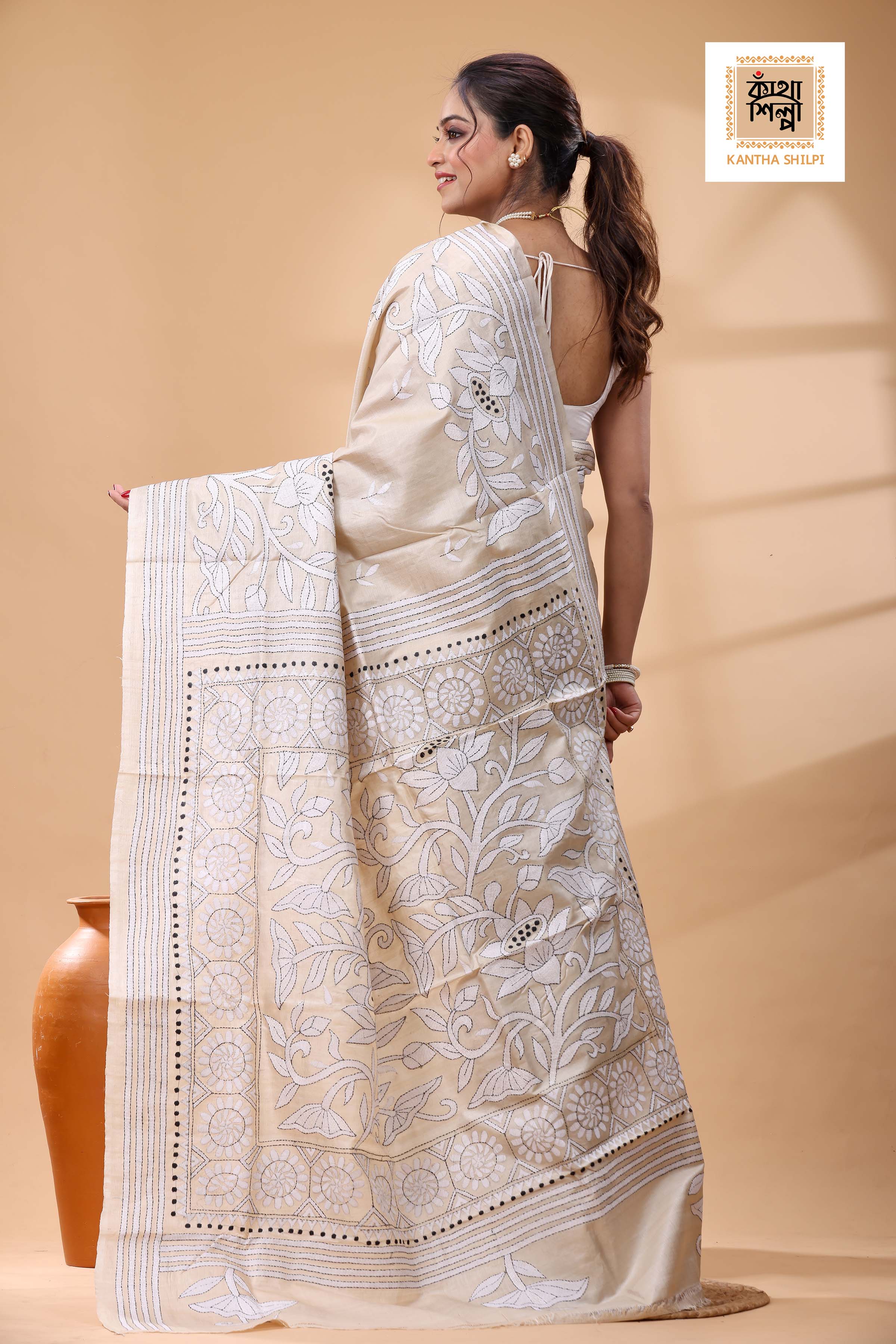 Pure Gachi Tussar White-Black Color Thread Work Kantha Stitch Saree