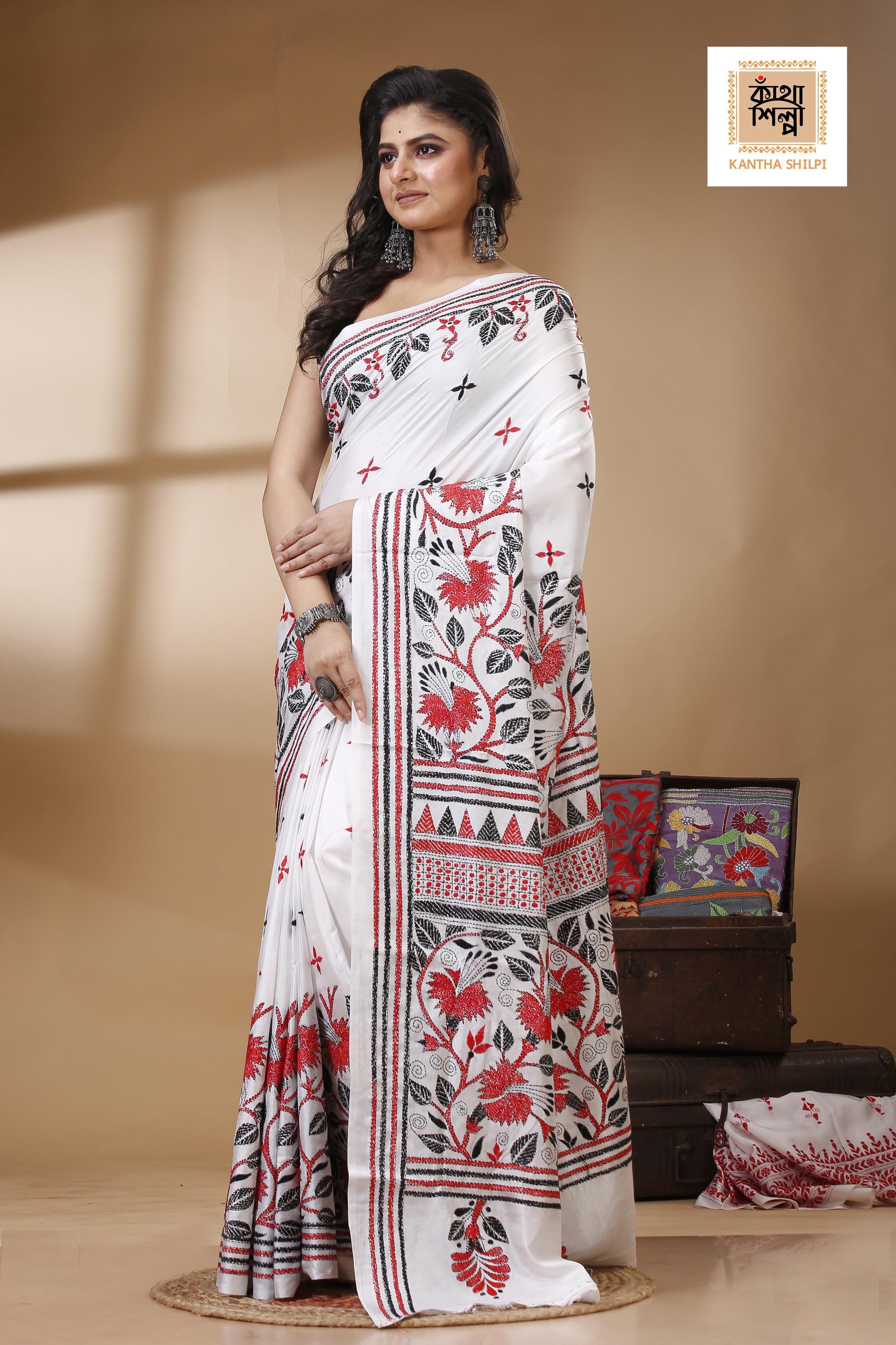 White Color Bangalore Silk Red &amp; Black Thread Work Kantha Stitch Saree