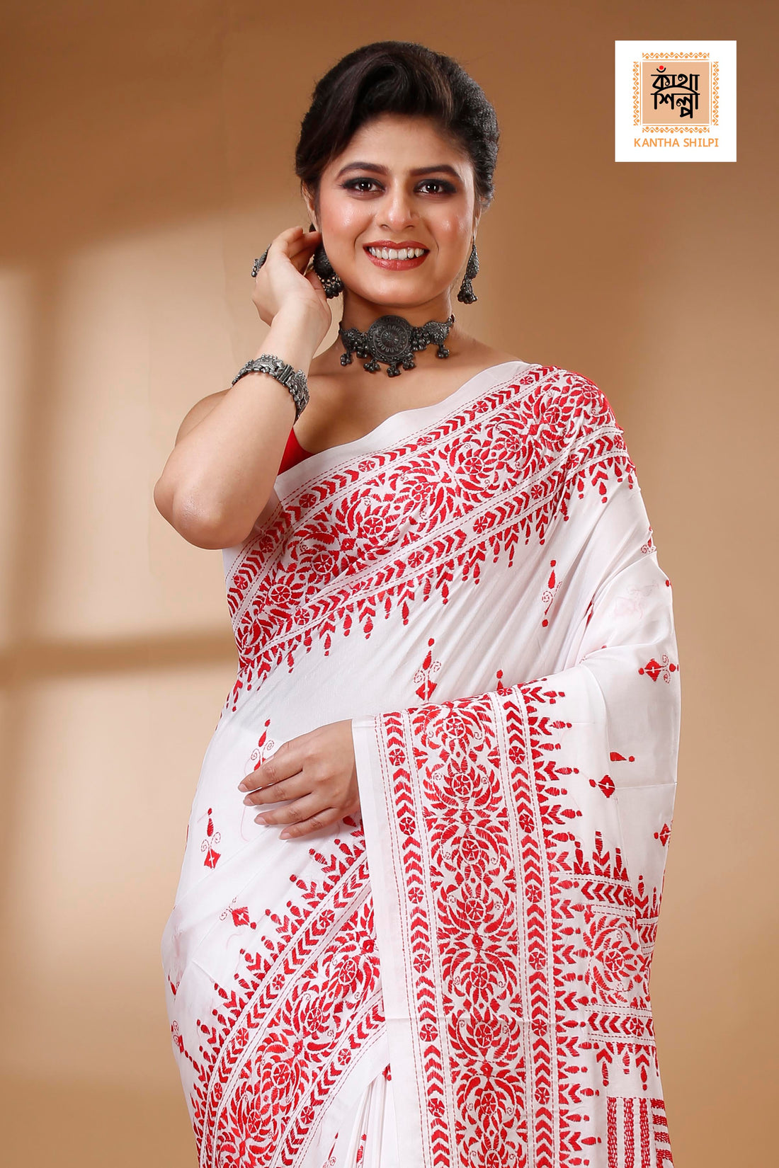 White Color Bangalore Silk Red color Thread Work Kantha Stitch Saree