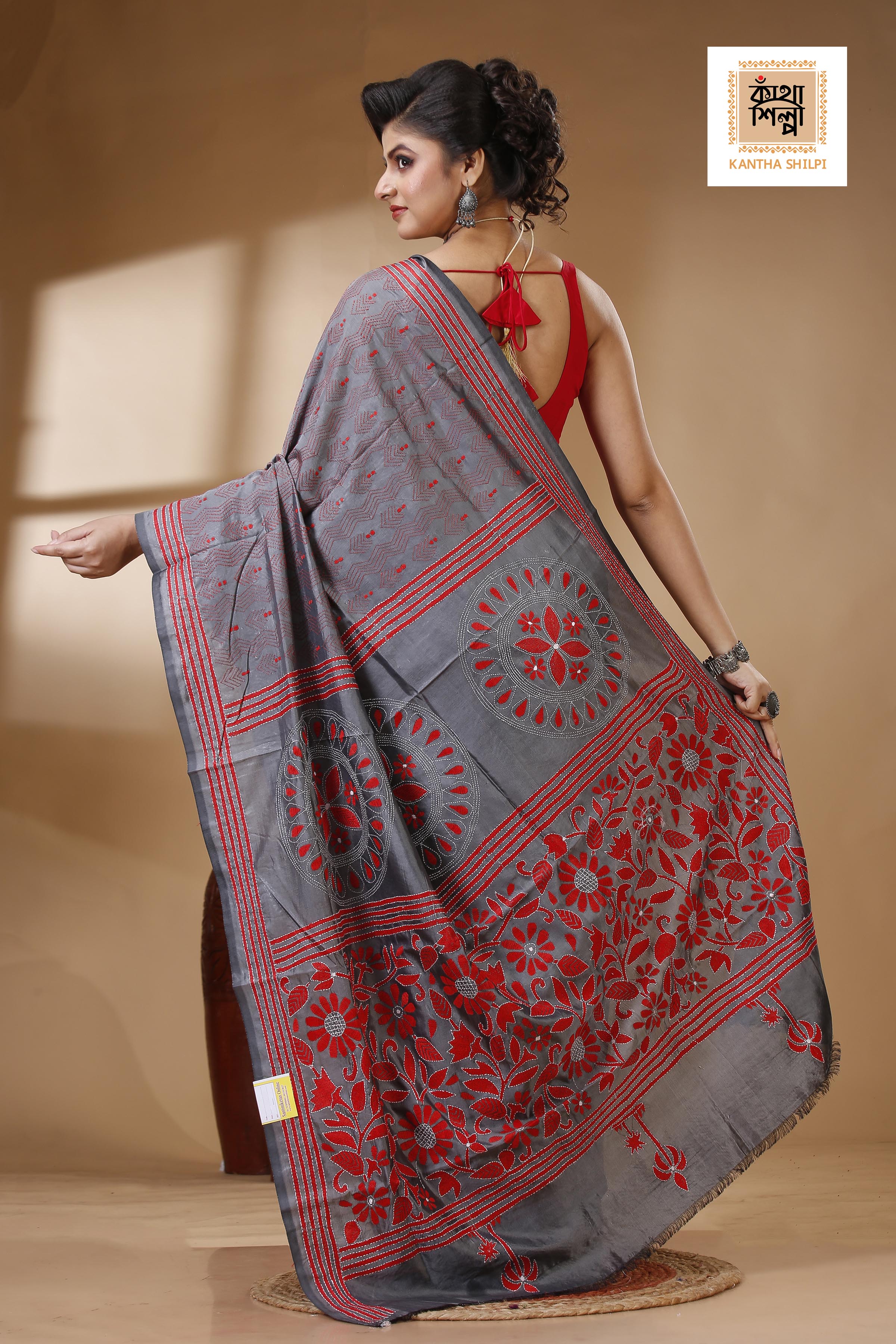 Gray Color Bangalore Silk Red White color Thread Work Kantha Stitch Saree