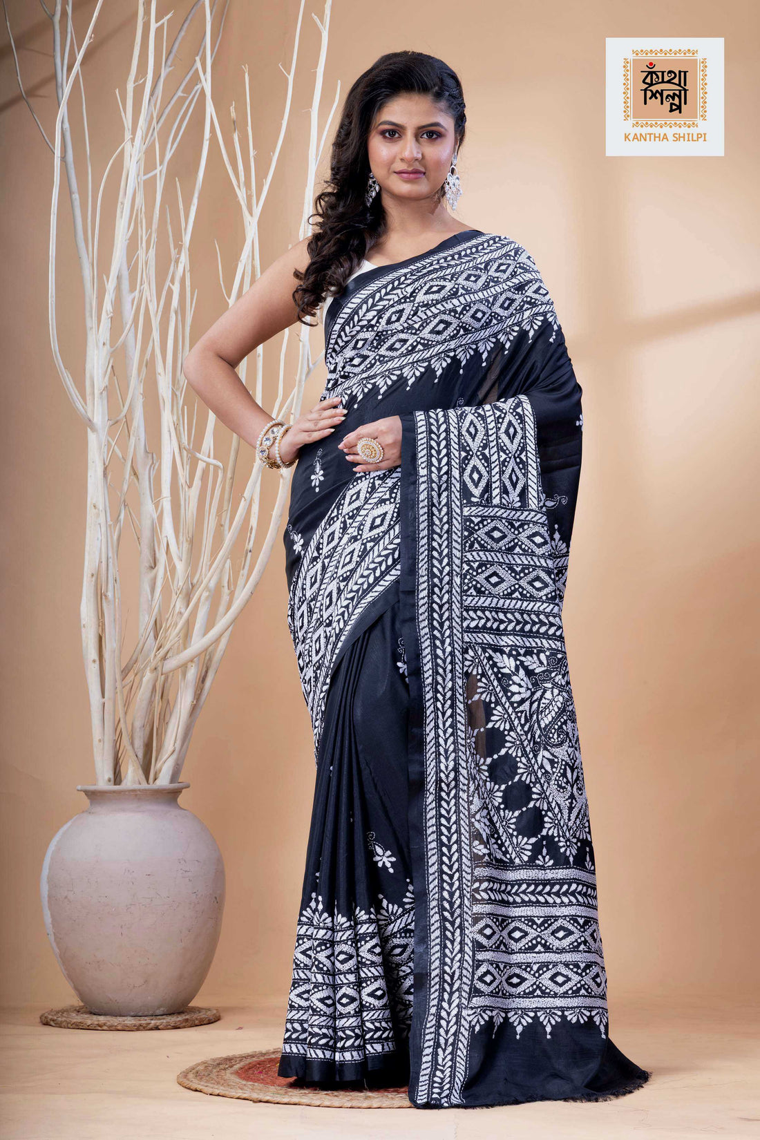 Black Color Bangalore Silk White Color Thread Work Kantha Stitch Saree