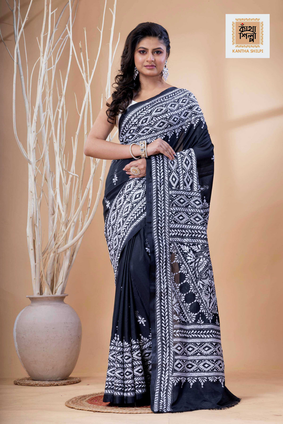 Black Color Bangalore Silk White Color Thread Work Kantha Stitch Saree