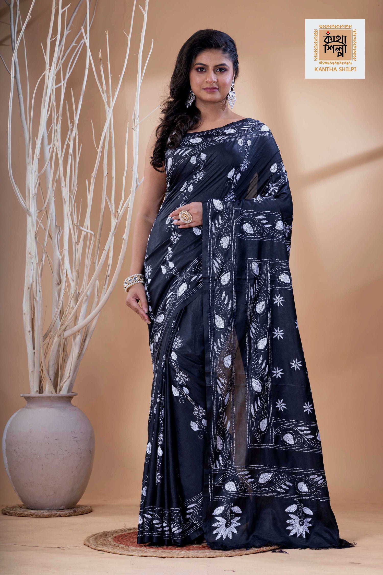 Black Color Bangalore Silk White Color Thread Work Kantha Stitch Saree