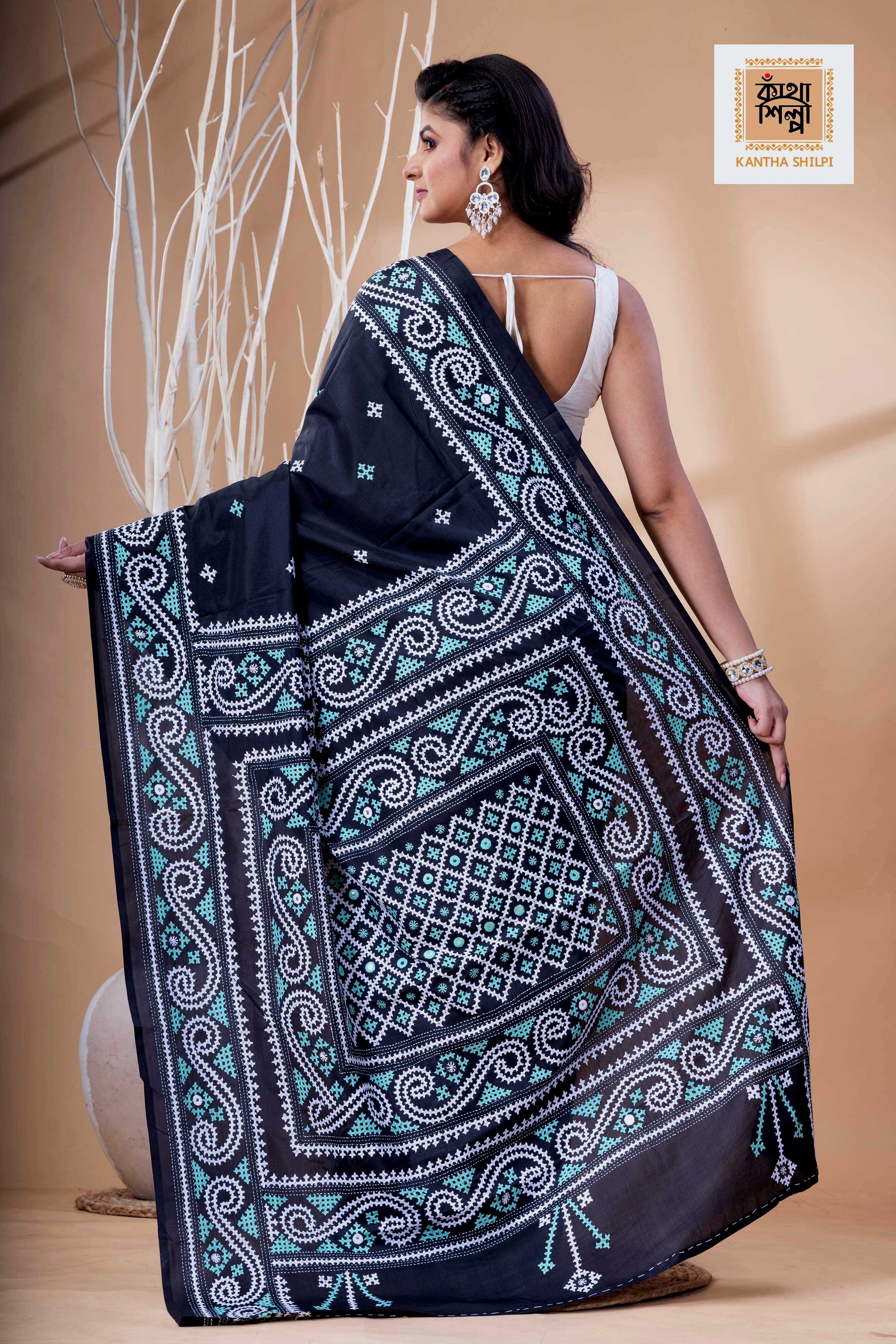 Black Bangalore Silk White-Cyan Thread Work Gujrati Stitch Saree