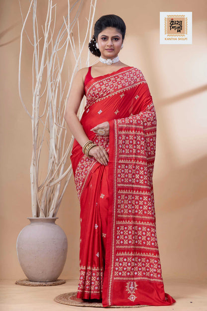 Red Bangalore Silk Beige-White Thread Work Gujrati Stitch Saree