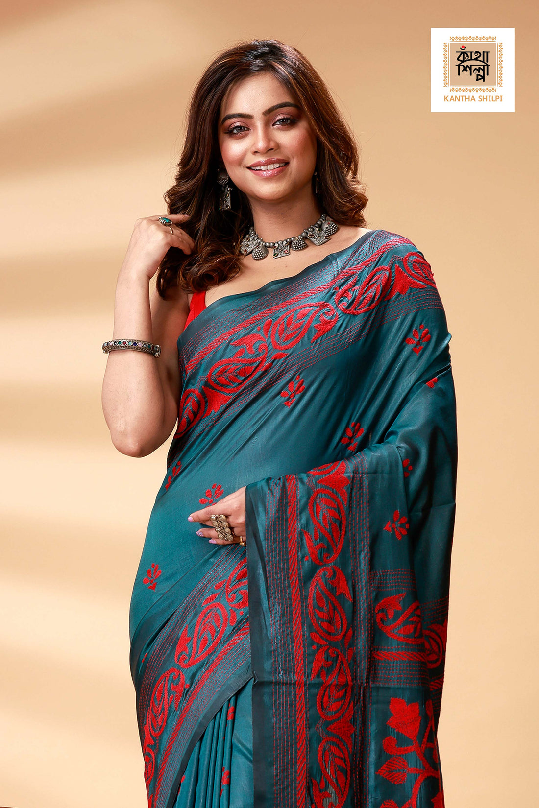 Green Color Bangalore Silk Red Color Thread Work Kantha Stitch Saree