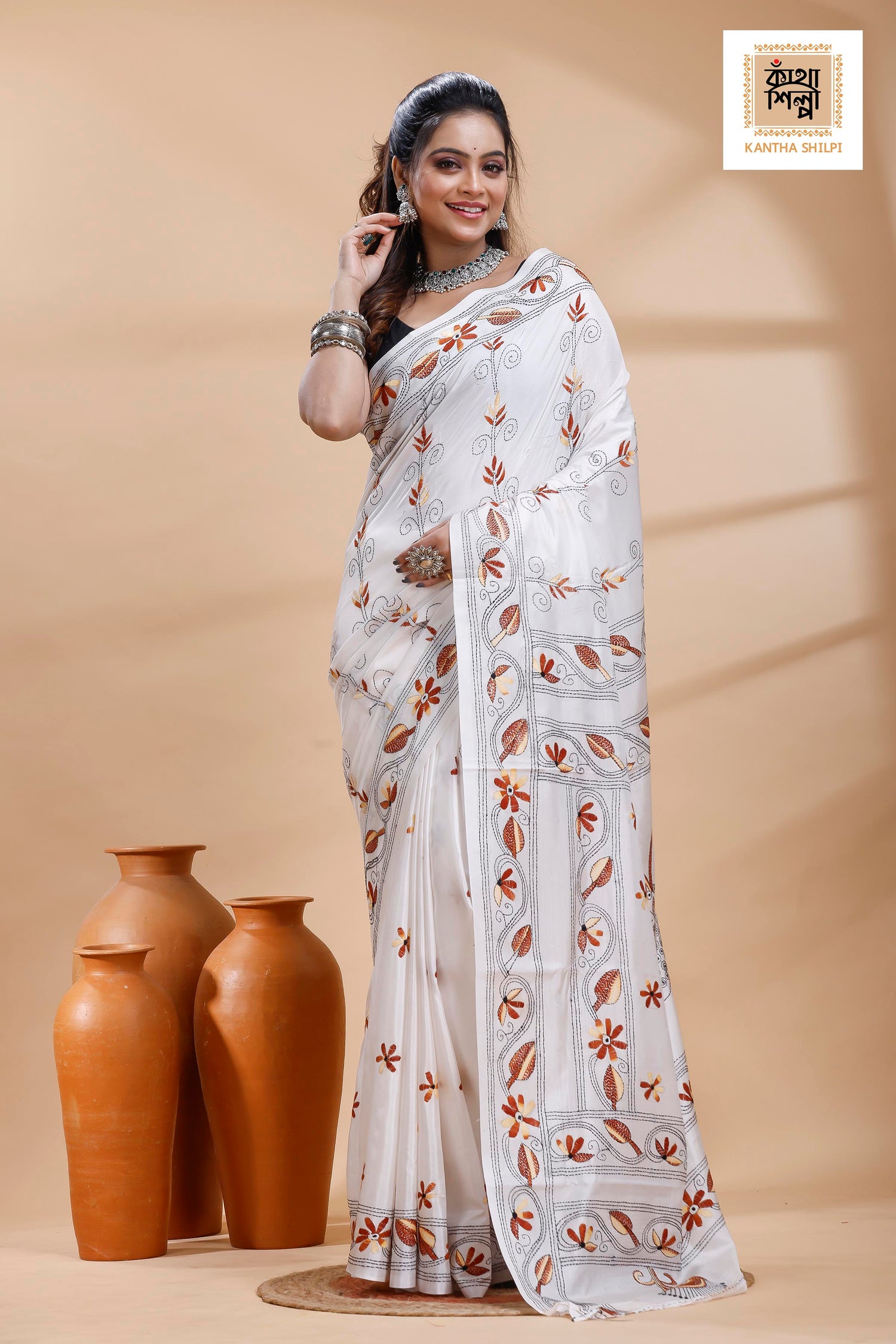 White Color Bangalore Silk Dual Color Thread Work Kantha Stitch Saree