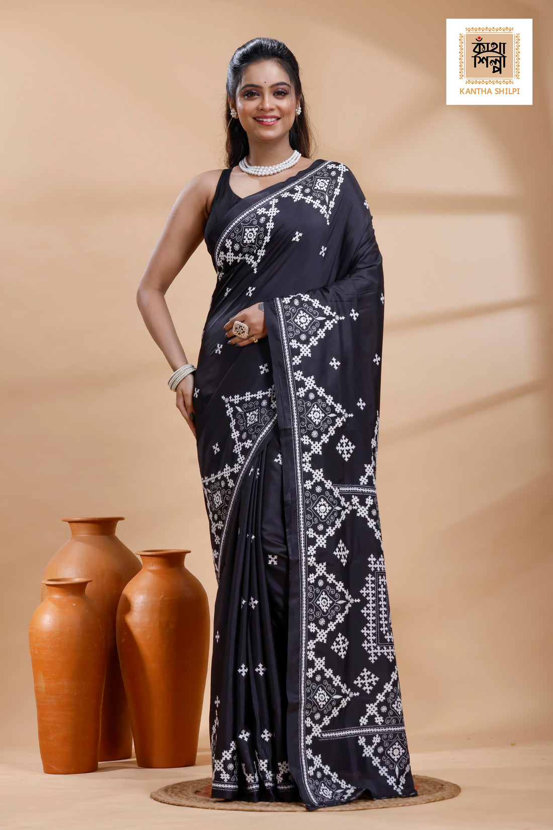 Black Bangalore Silk White Color Thread Work Gujrati Stitch Saree