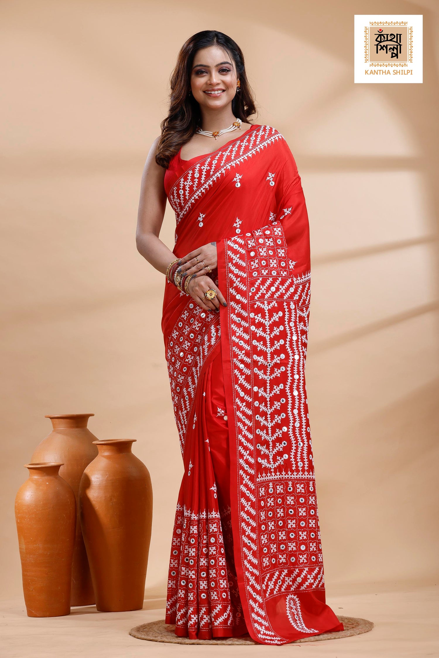 Red Bangalore Silk White color Thread Work Gujrati Stitch Saree