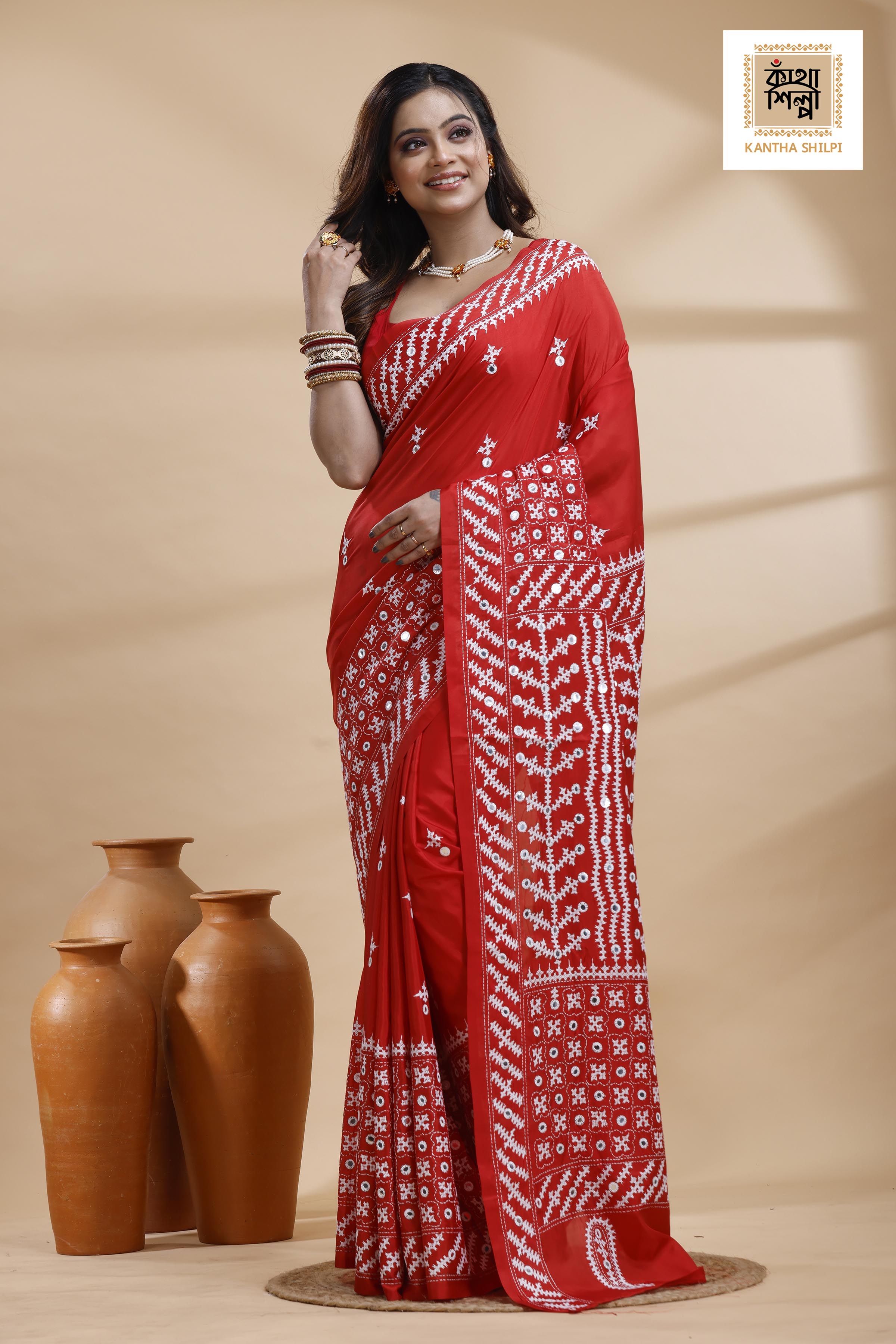 Red Bangalore Silk White color Thread Work Gujrati Stitch Saree