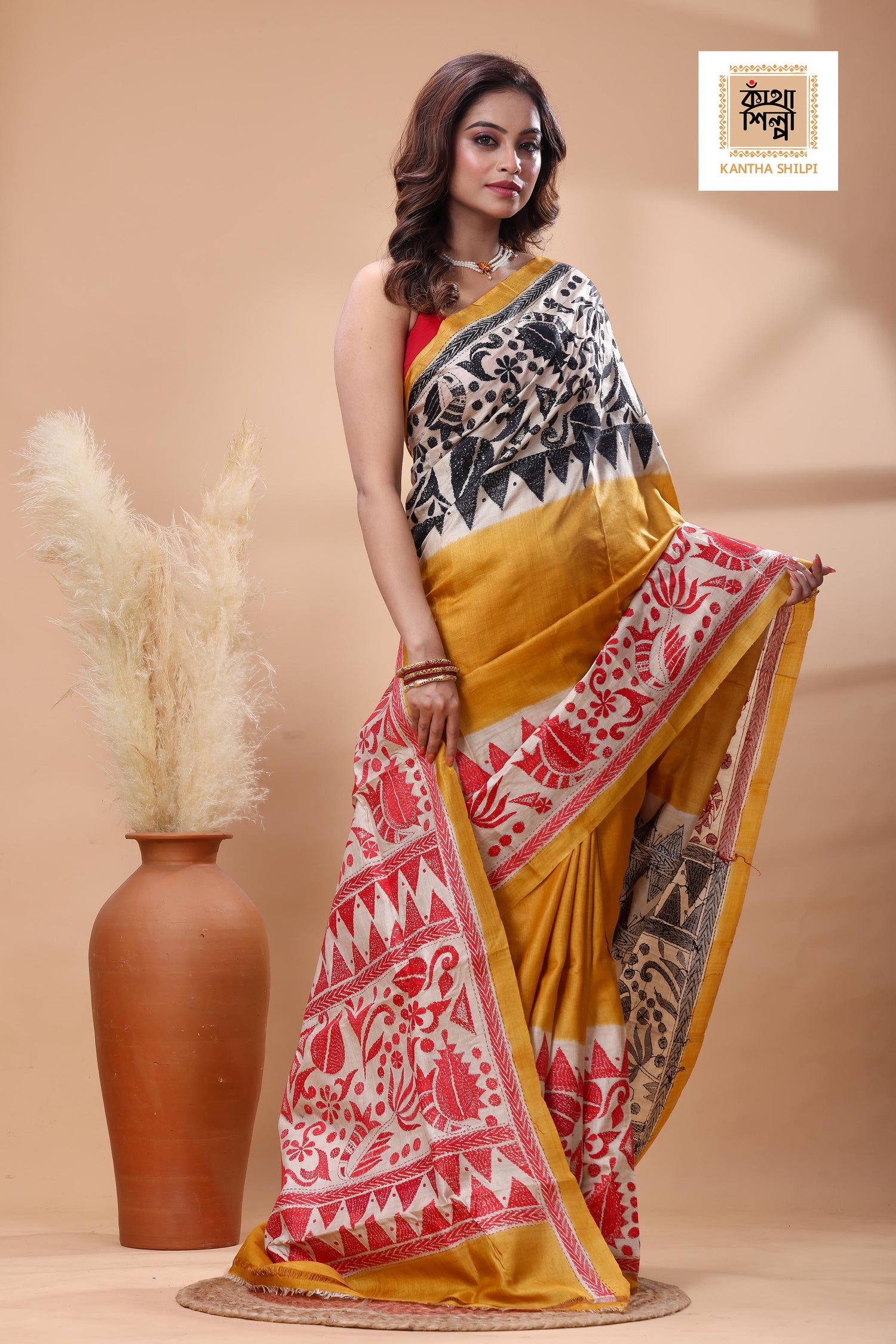 Pure Gachi Tussar Red-Black Color Thread Work Kantha Stitch Saree