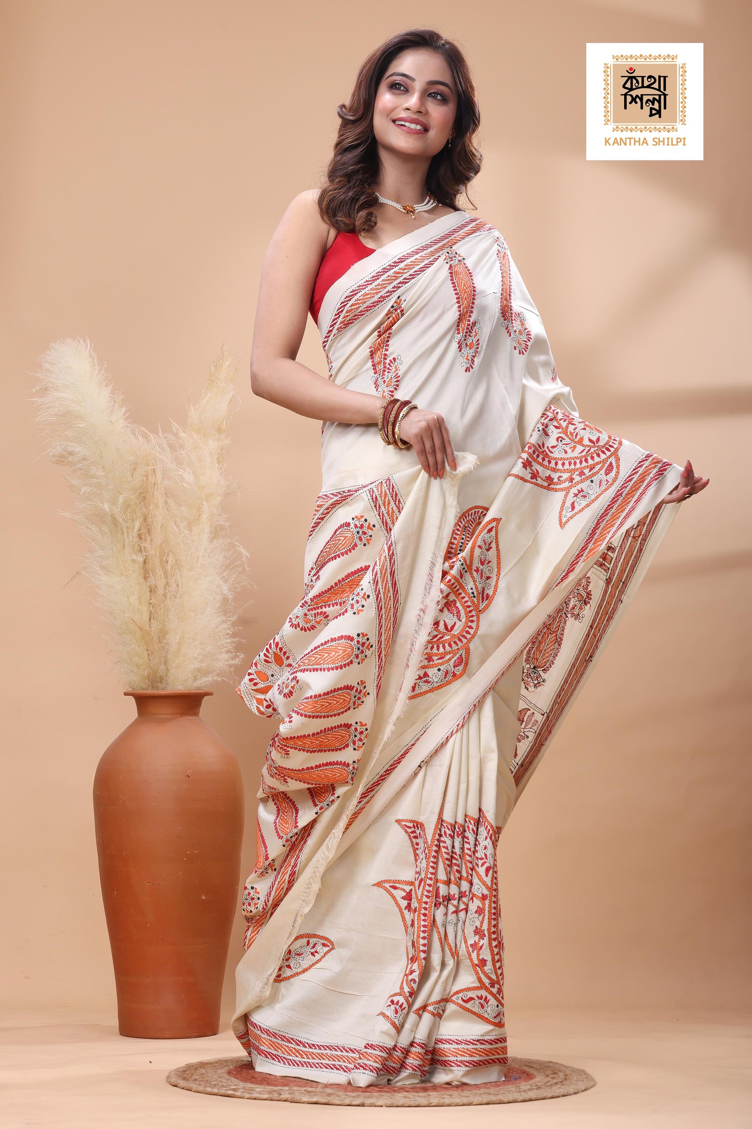Off White Tussar Silk tricolor Thread Work Kantha Stitch Saree