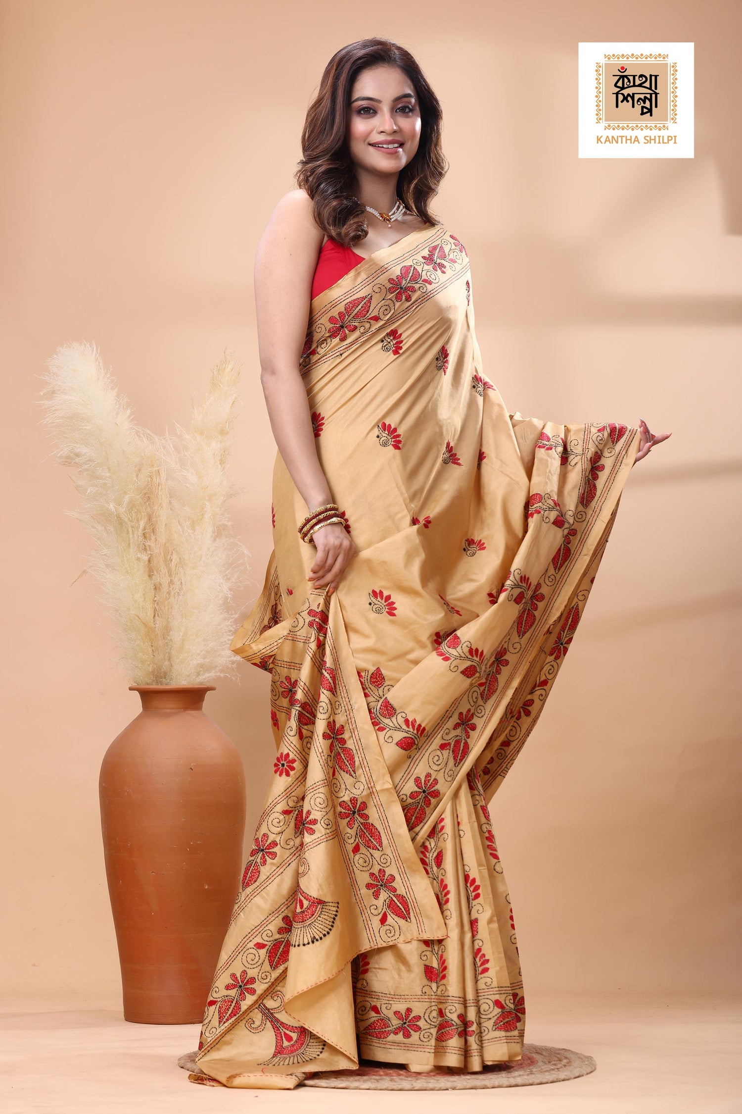 Beige Color Bangalore Silk Red Black Color Thread Work Kantha Stitch Saree