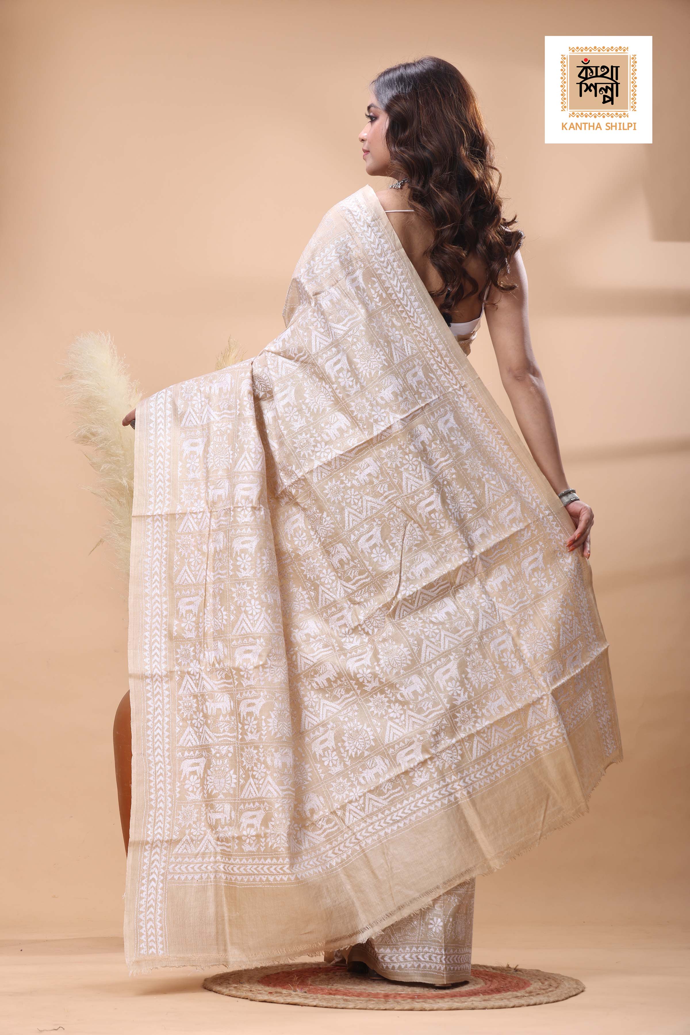 Pure Gachi Tussar White Color Thread Work Kantha Stitch Saree