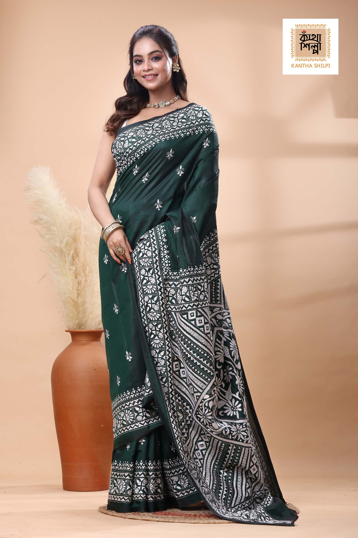 Green Color Bangalore Silk White Color Thread Work Kantha Stitch Saree