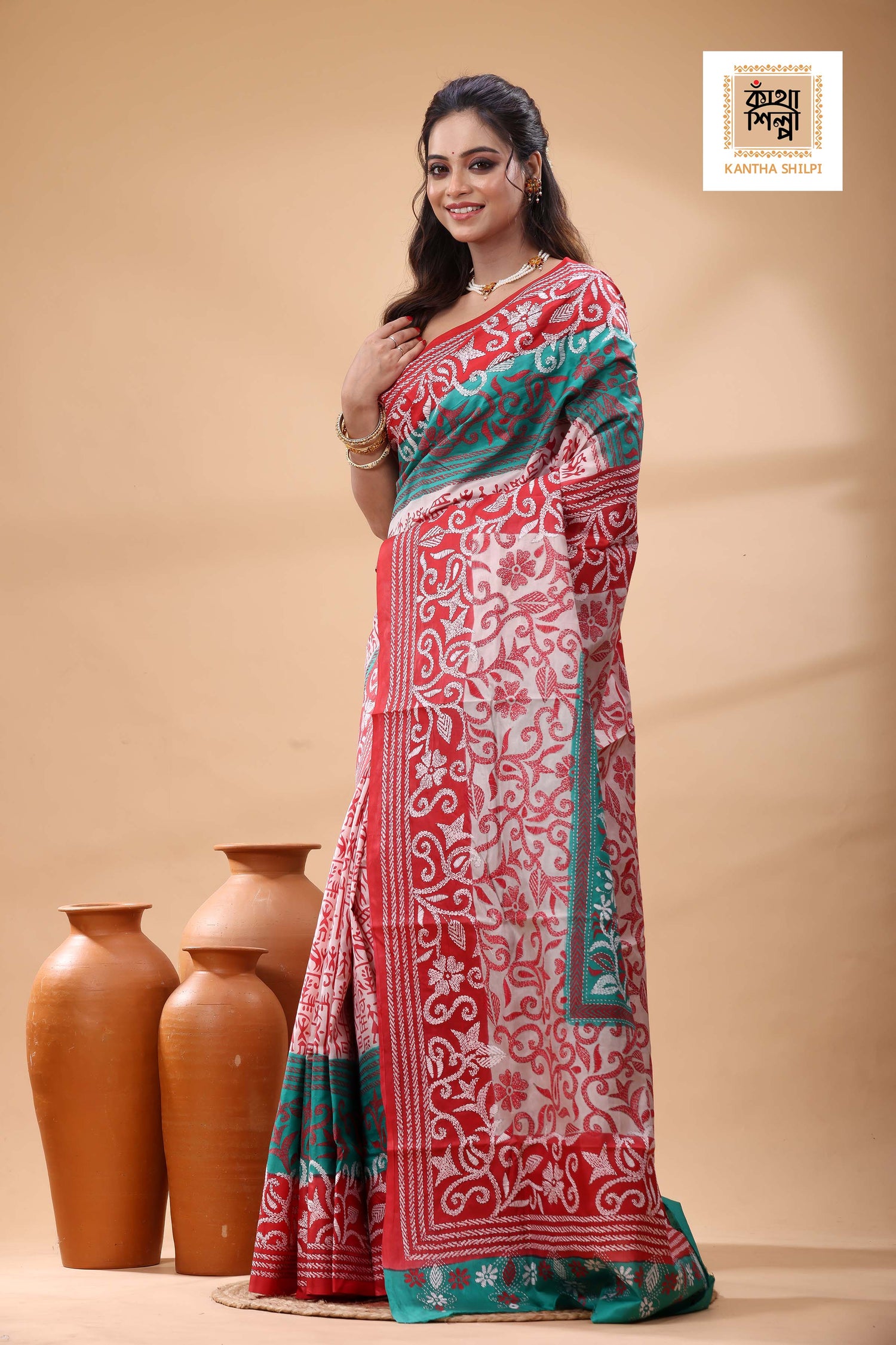 Multicolor Dye Pure Bangalore Silk White Red Color Thread Work Kantha Stitch Saree