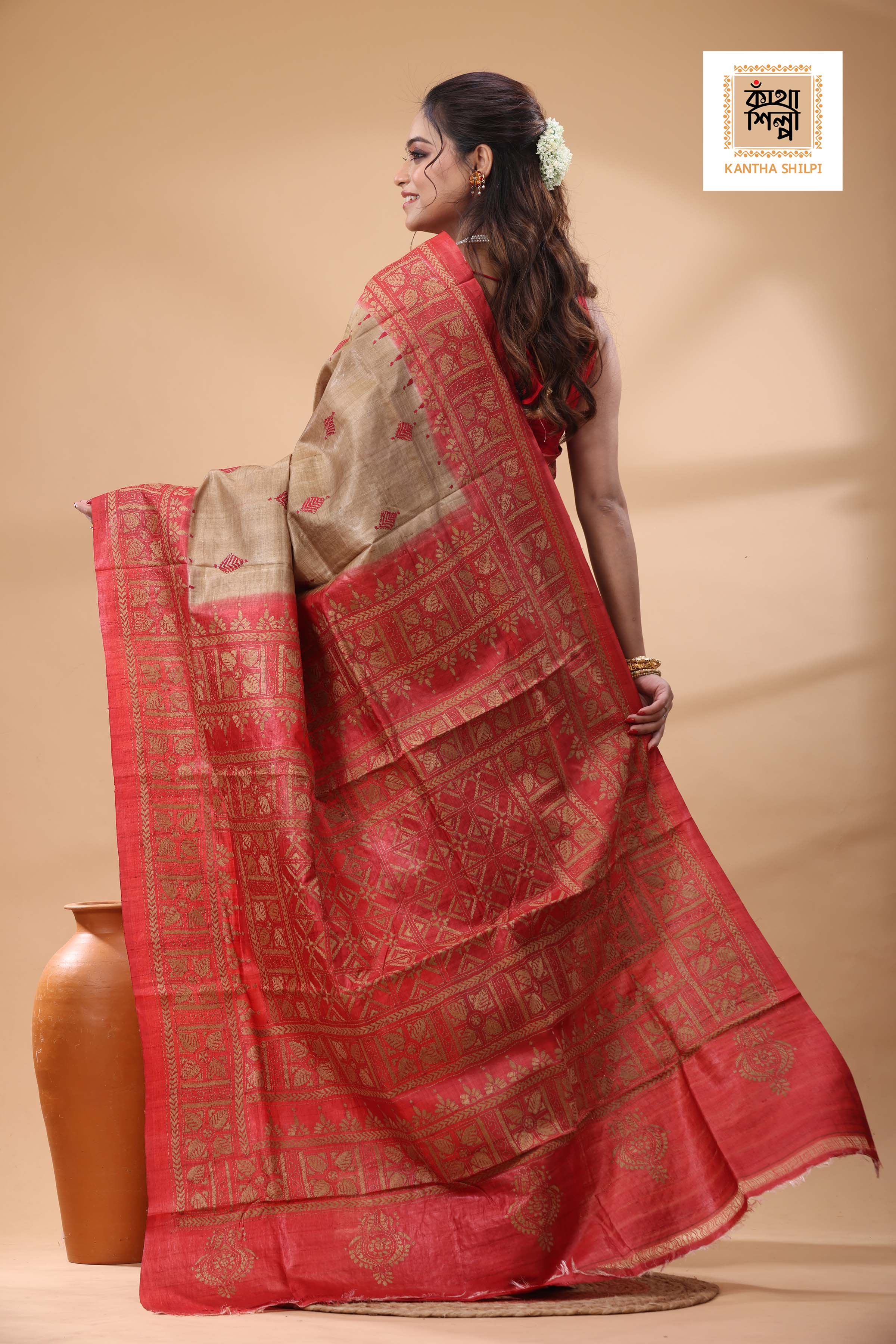 Pure Gachi Dye Tussar Beige Red Color Thread Work Kantha Stitch Saree