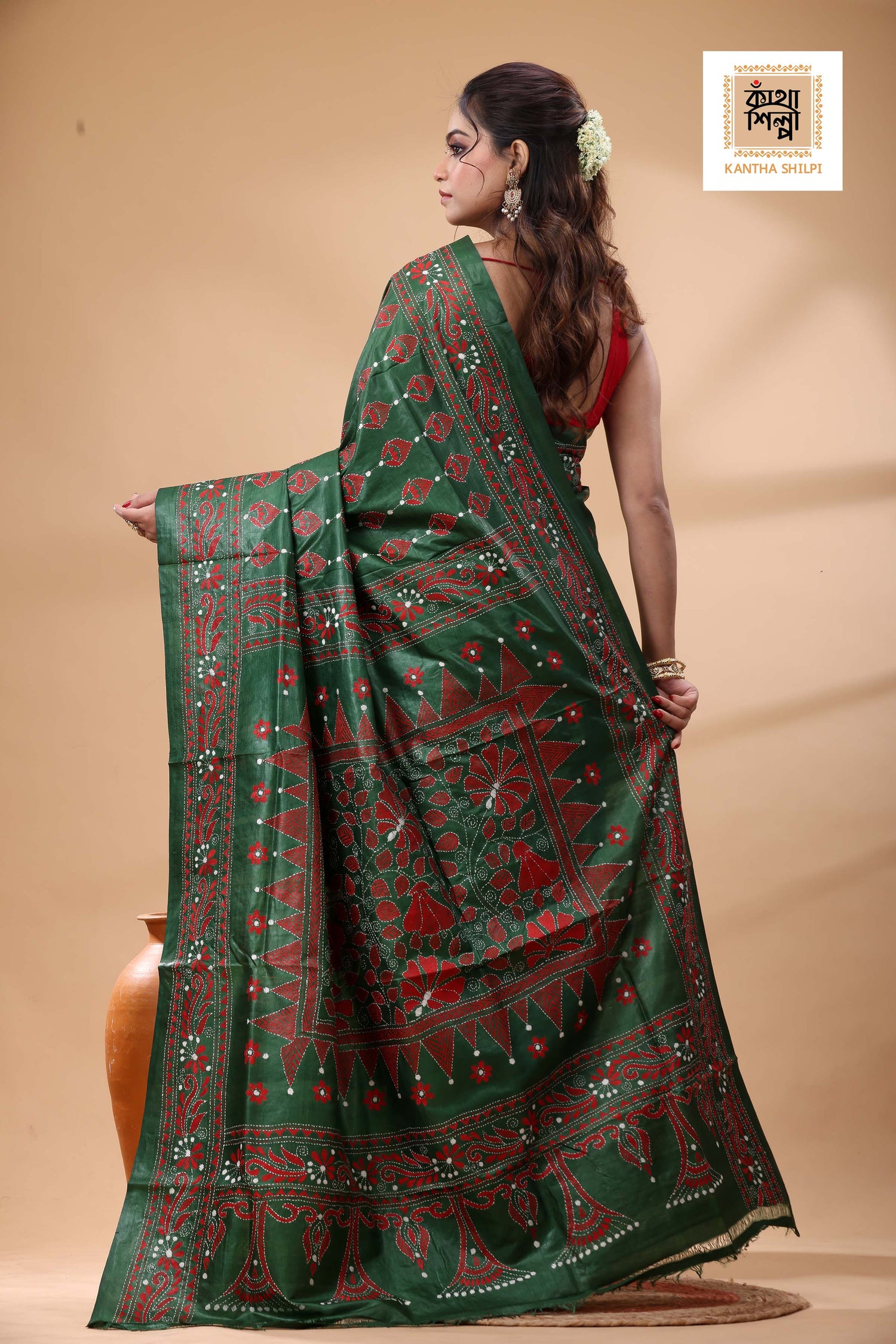 Pure Gachi Dye Tussar Red White Color Thread Work Kantha Stitch Saree