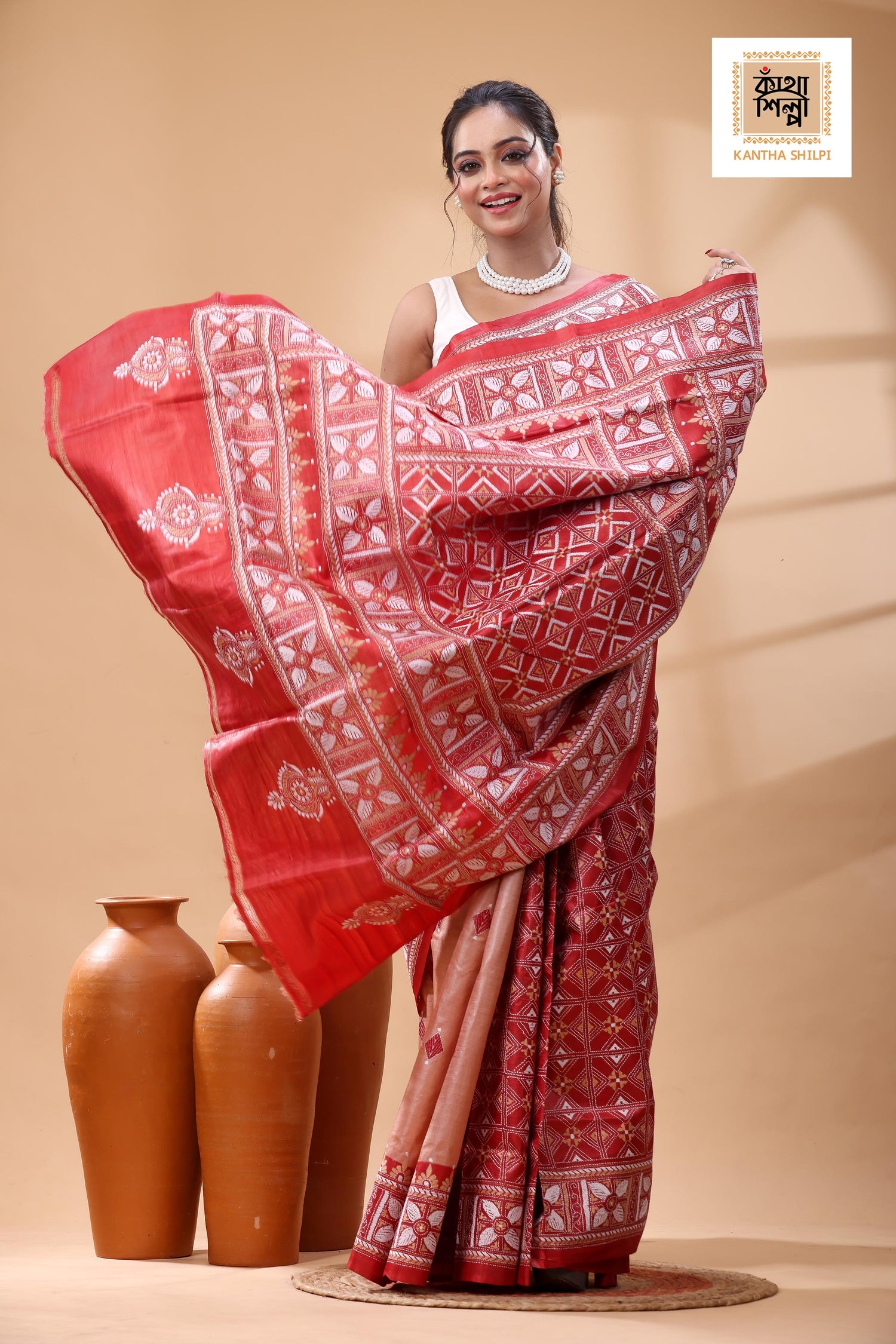 Pure Dye Gachi Tussar White Beige Color Thread Work Kantha Stitch Saree