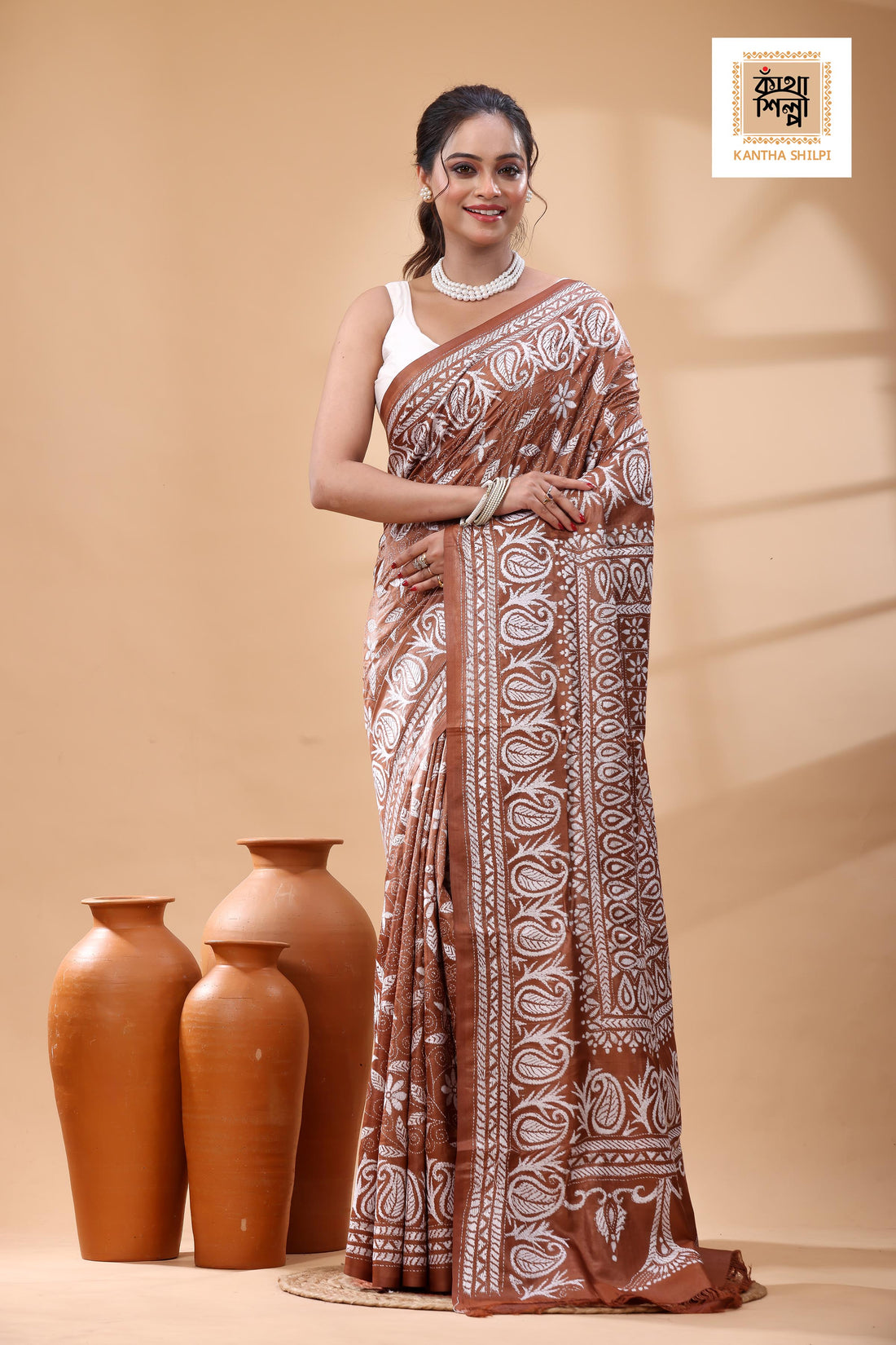Pure Dye Gachi Tussar White Color Thread Work Kantha Stitch Saree