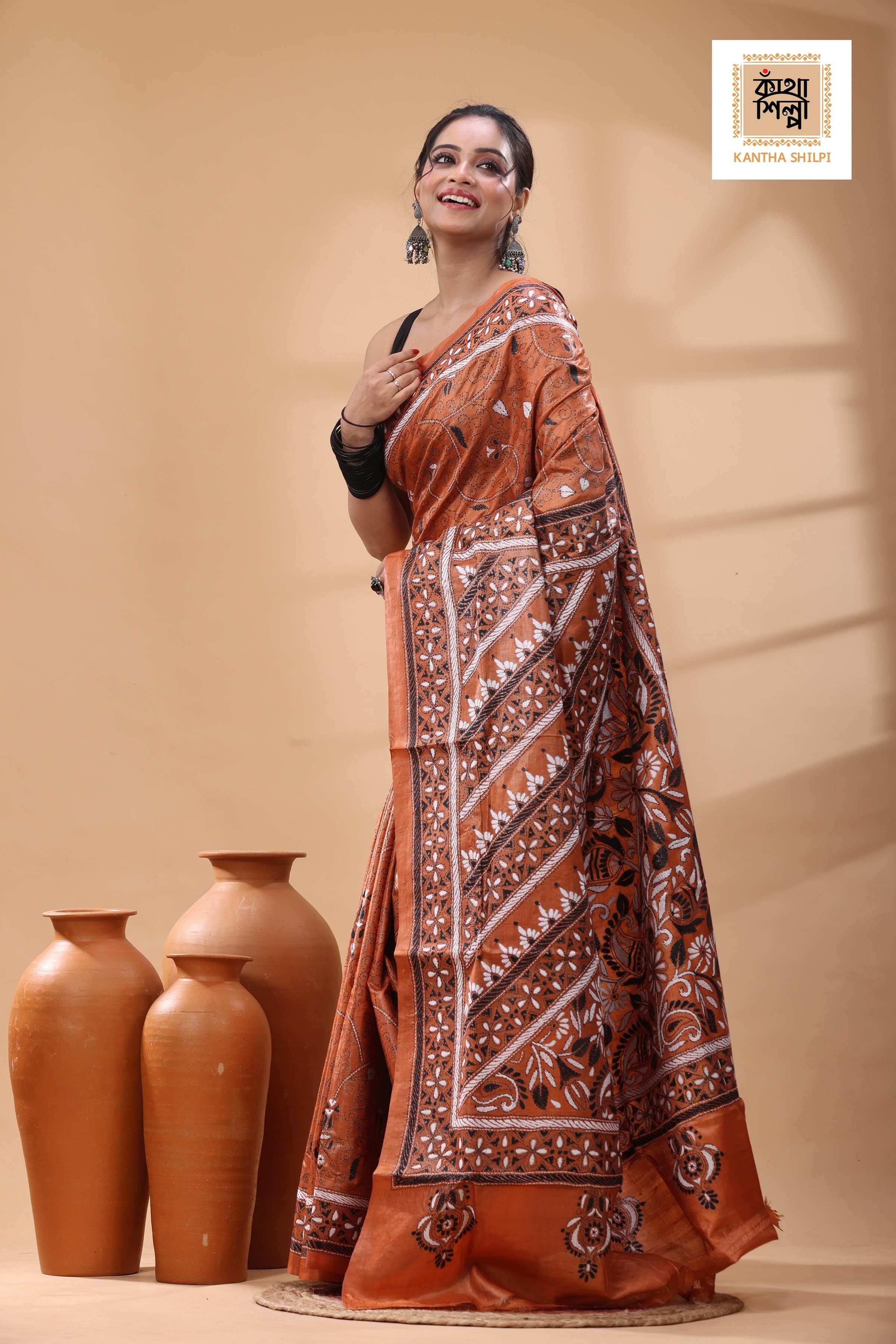 Pure Dye Gachi Tussar Black-White Color Thread Work Kantha Stitch Saree