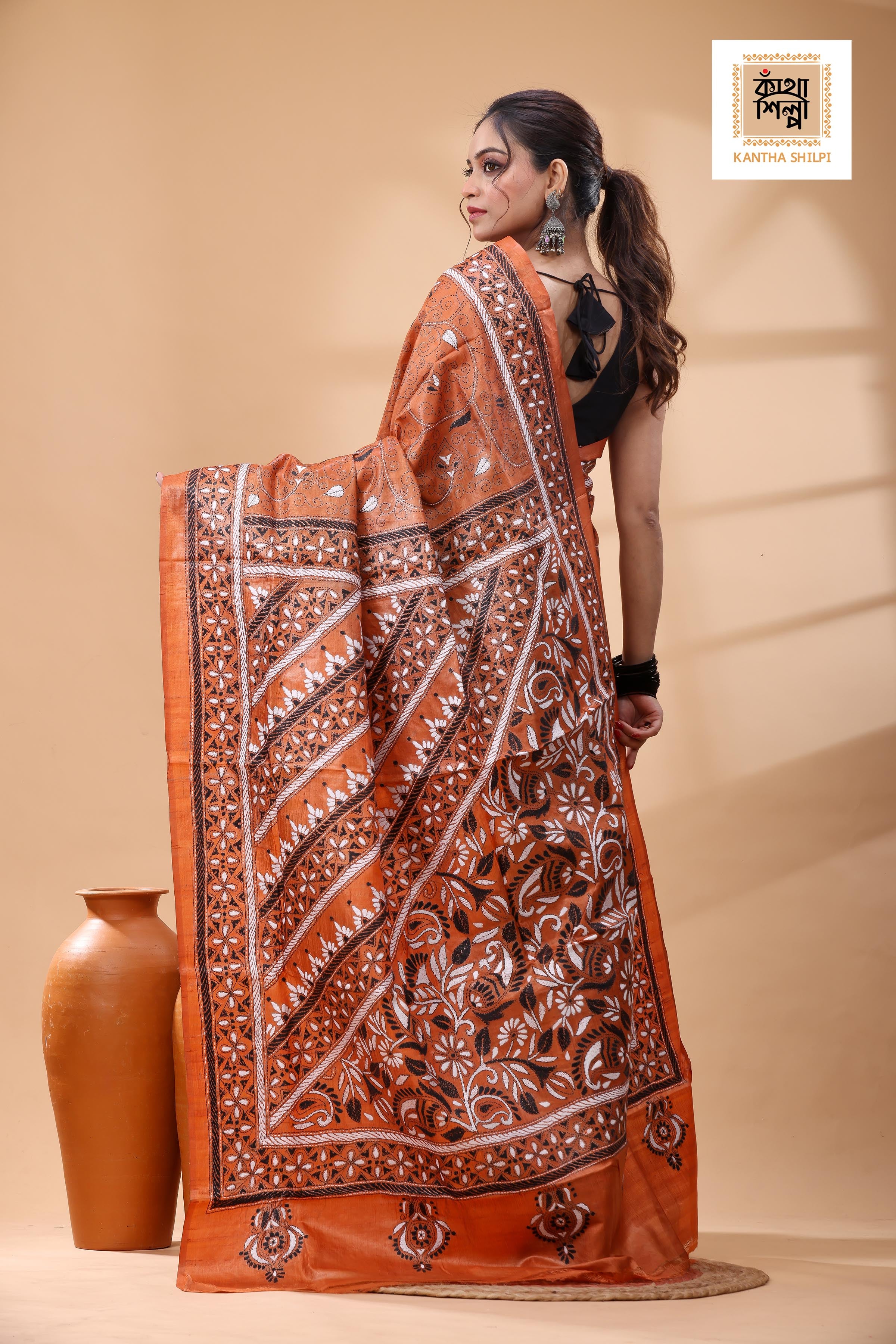 Pure Dye Gachi Tussar Black-White Color Thread Work Kantha Stitch Saree