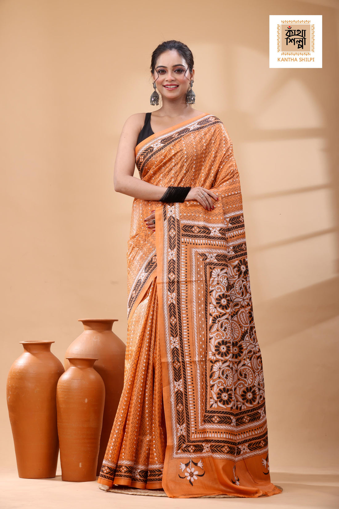 Pure Dye Gachi Tussar Black-White Color Thread Work Kantha Stitch Saree