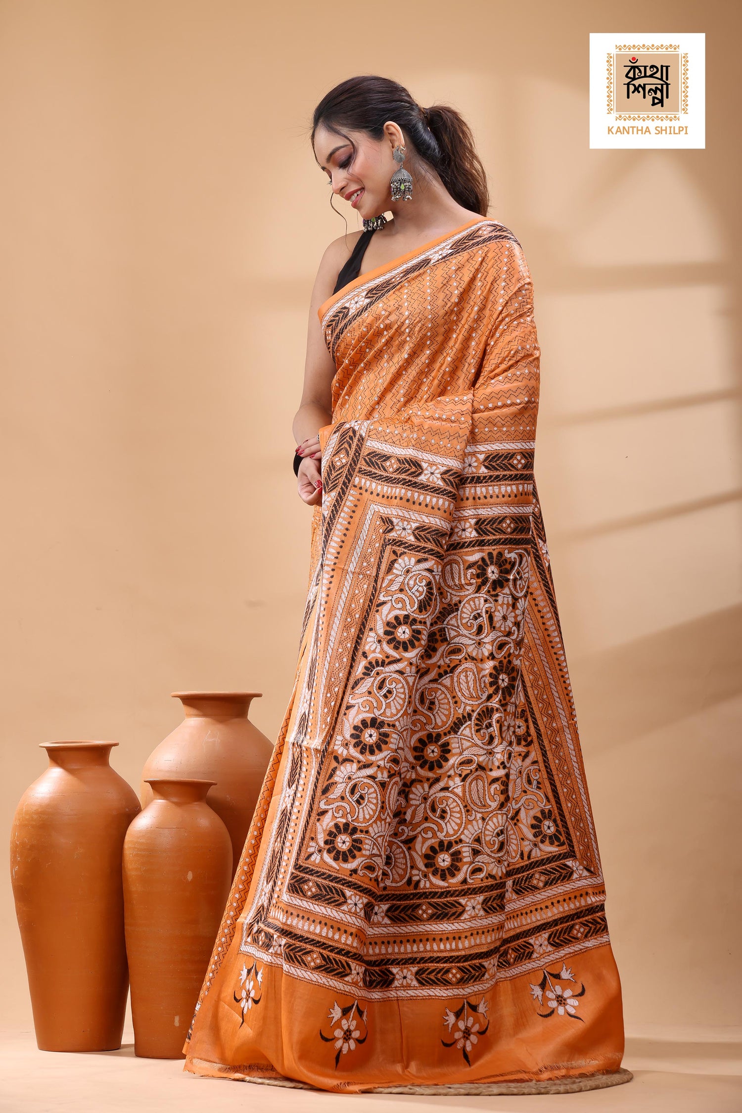 Pure Dye Gachi Tussar Black-White Color Thread Work Kantha Stitch Saree