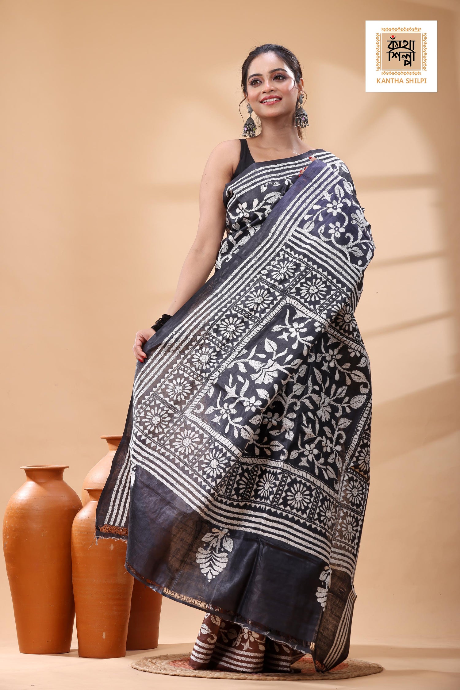 Pure Dye Gachi Tussar White Color Thread Work Kantha Stitch Saree