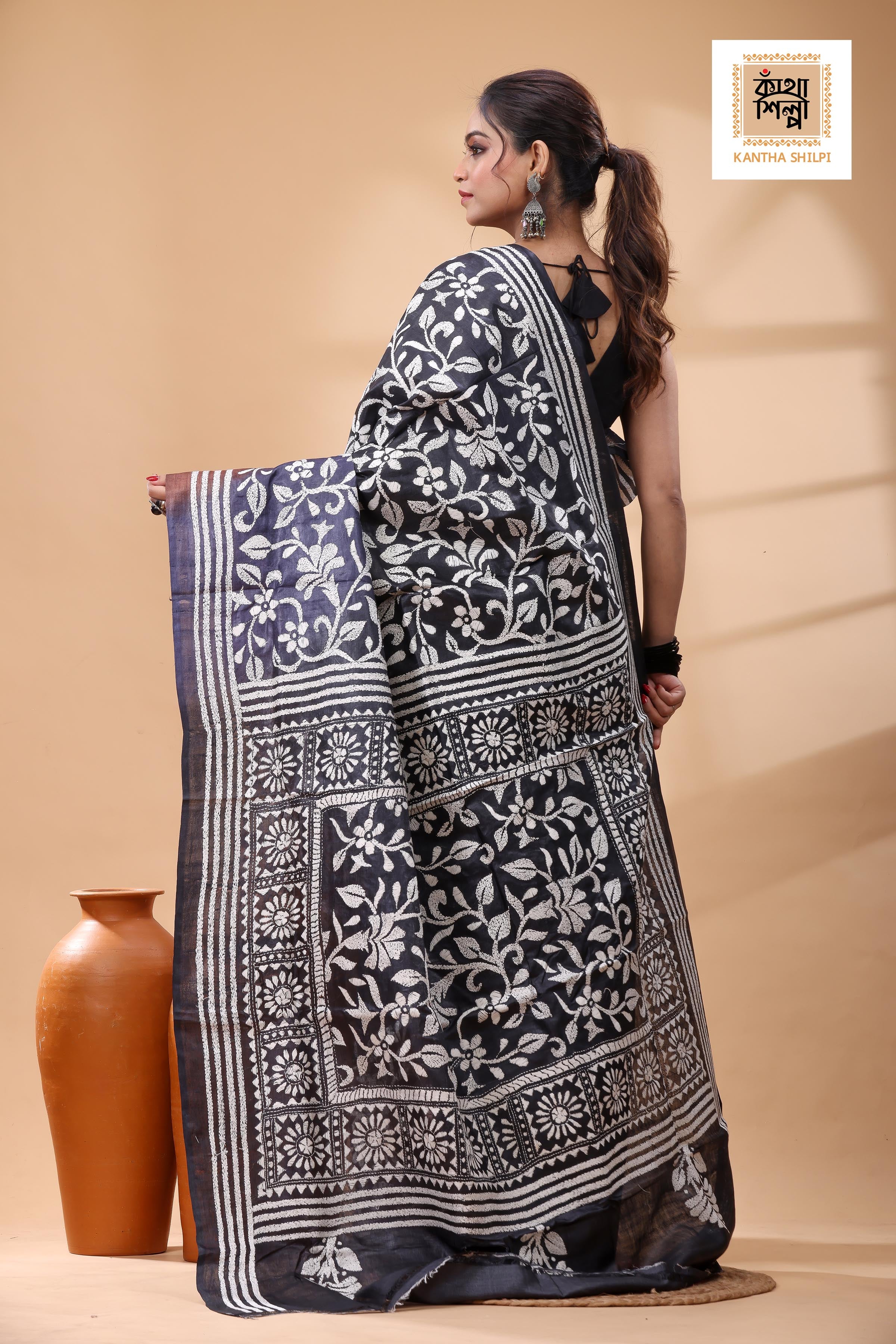 Pure Dye Gachi Tussar White Color Thread Work Kantha Stitch Saree