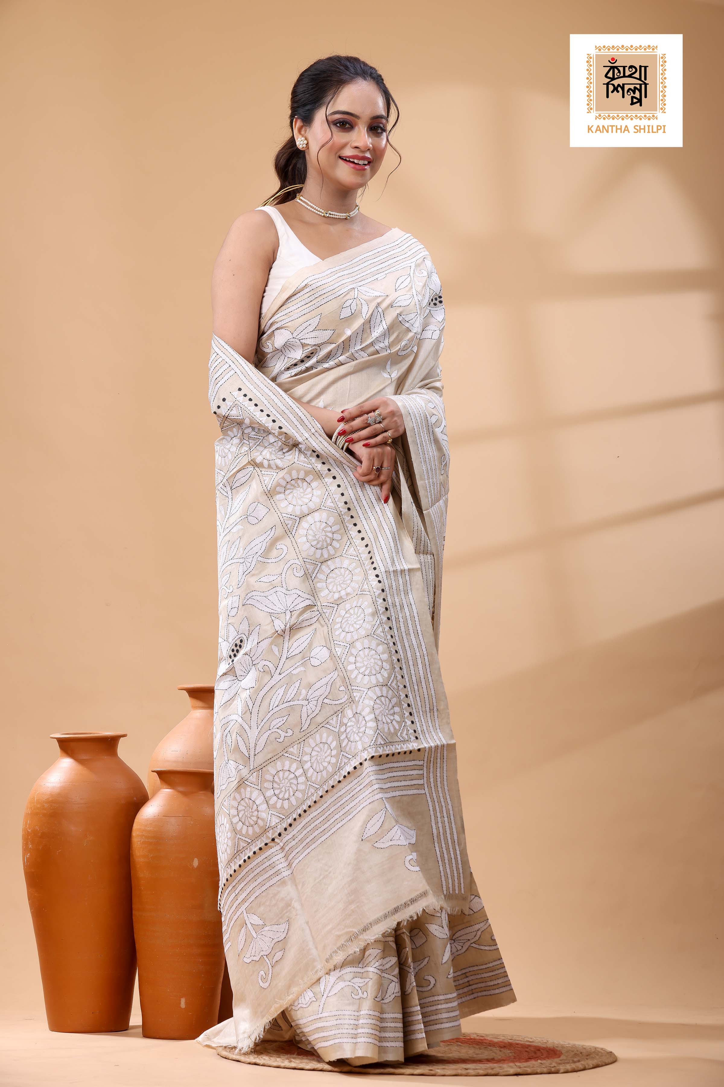 Pure Gachi Tussar White-Black Color Thread Work Kantha Stitch Saree