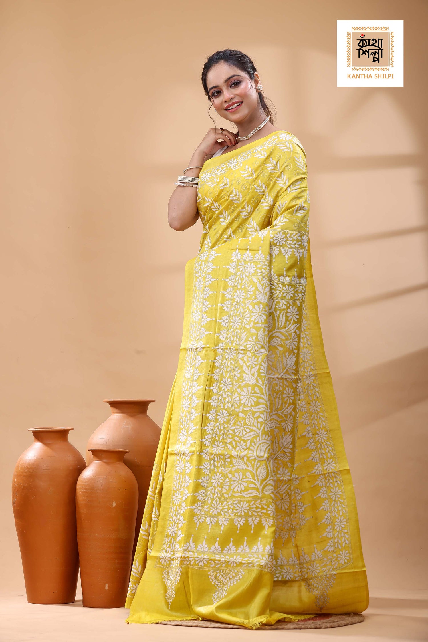 Pure Dye Gachi Tussar White Color Thread Work Kantha Stitch Saree